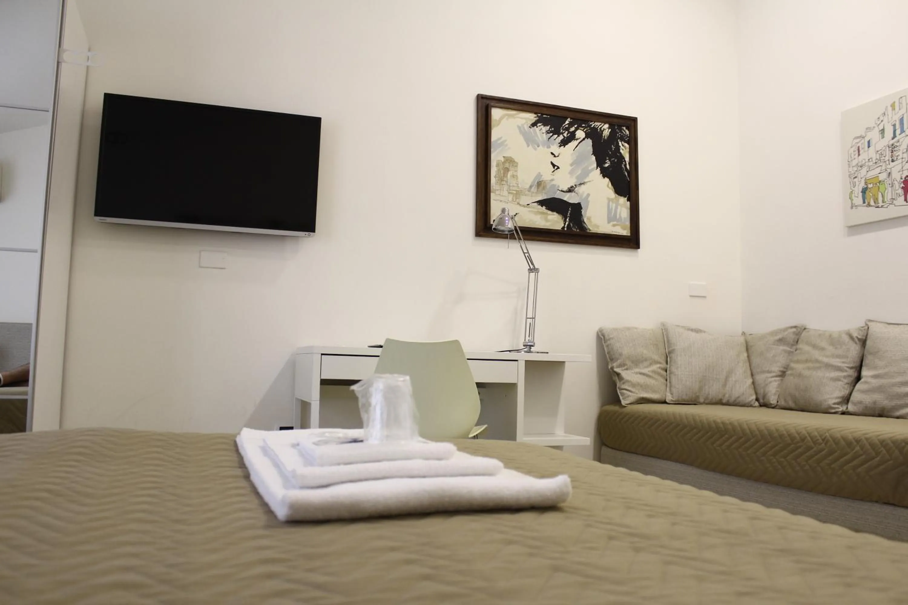 Photo of the whole room in Attico Luxury B&B