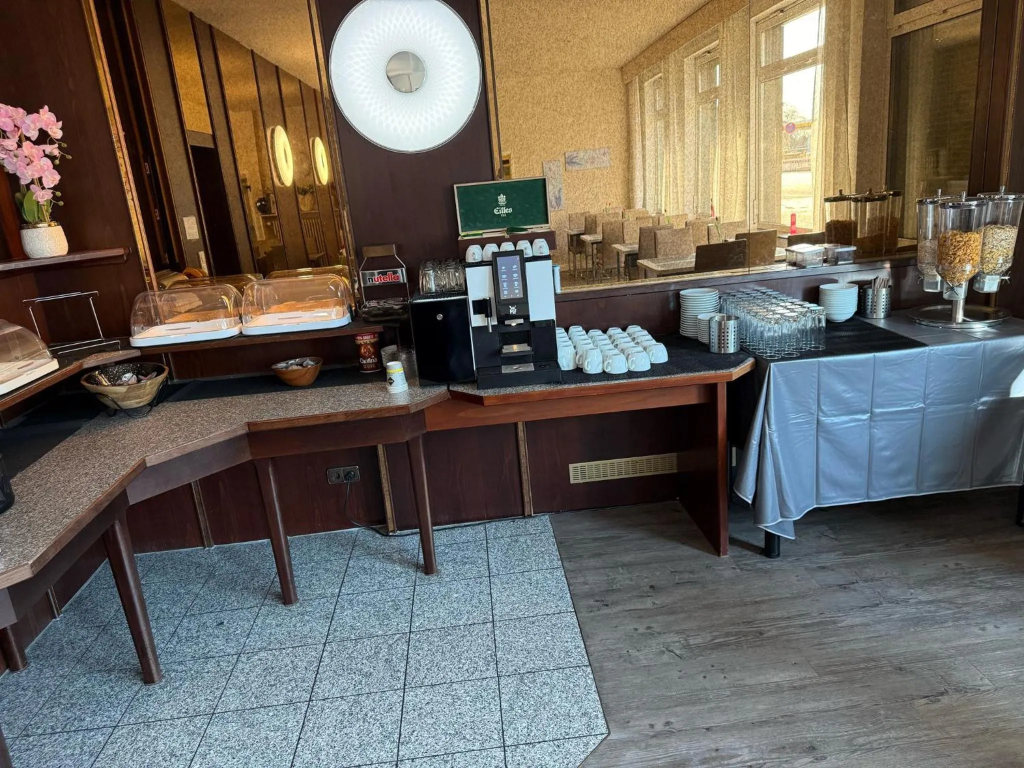 Property building in Hotel Erlenstegen