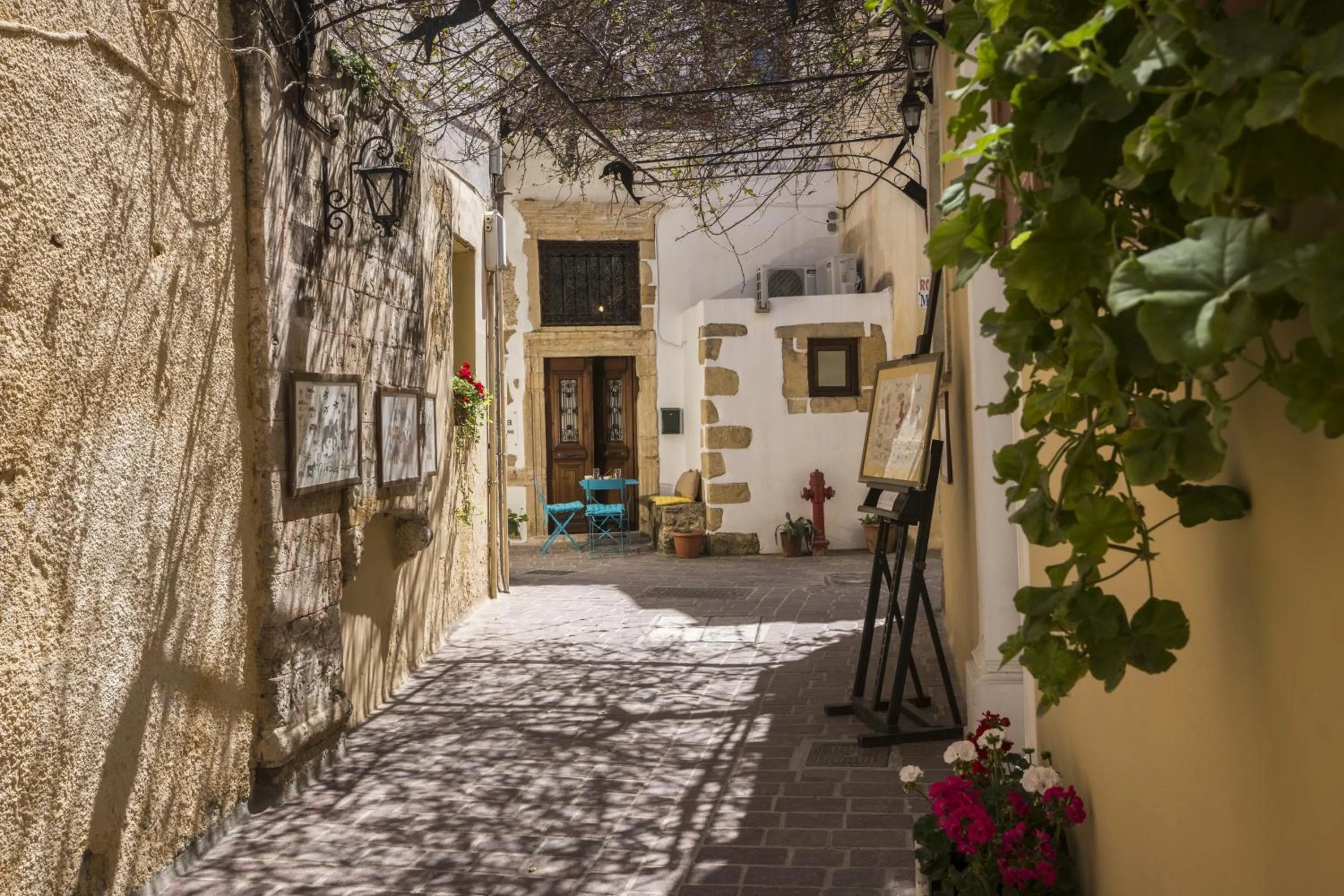 Facade/entrance in Eulogia Casa