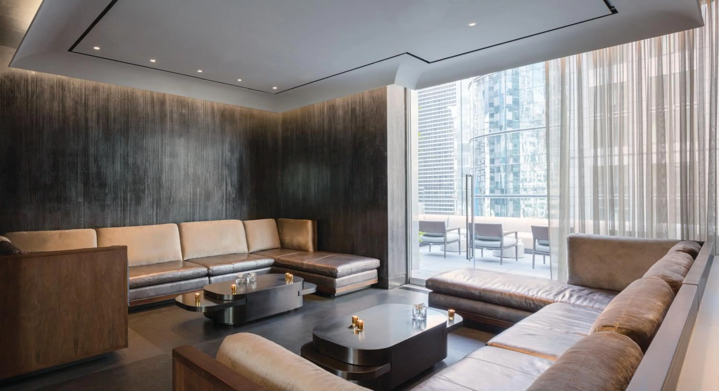 Lounge or bar in The Knickerbocker