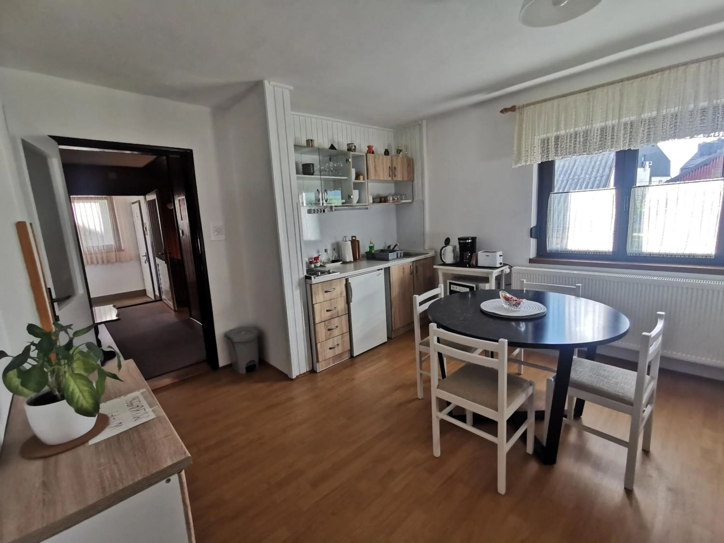 Day in Apartment Milka