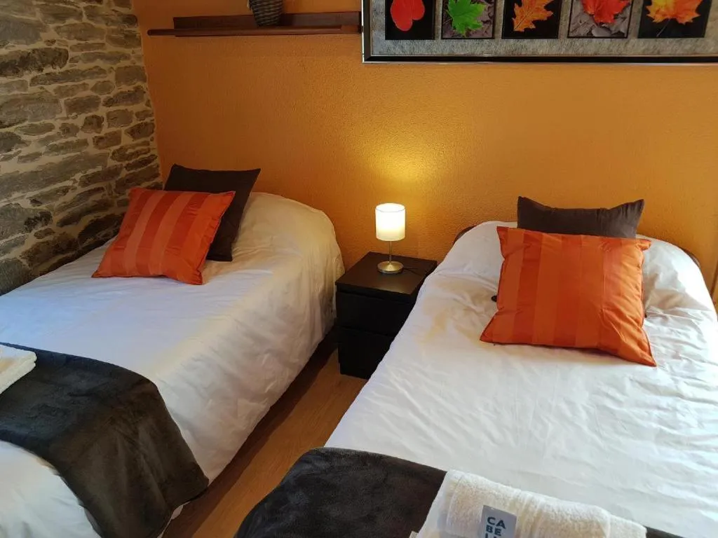 Aqua Rooms Sarria