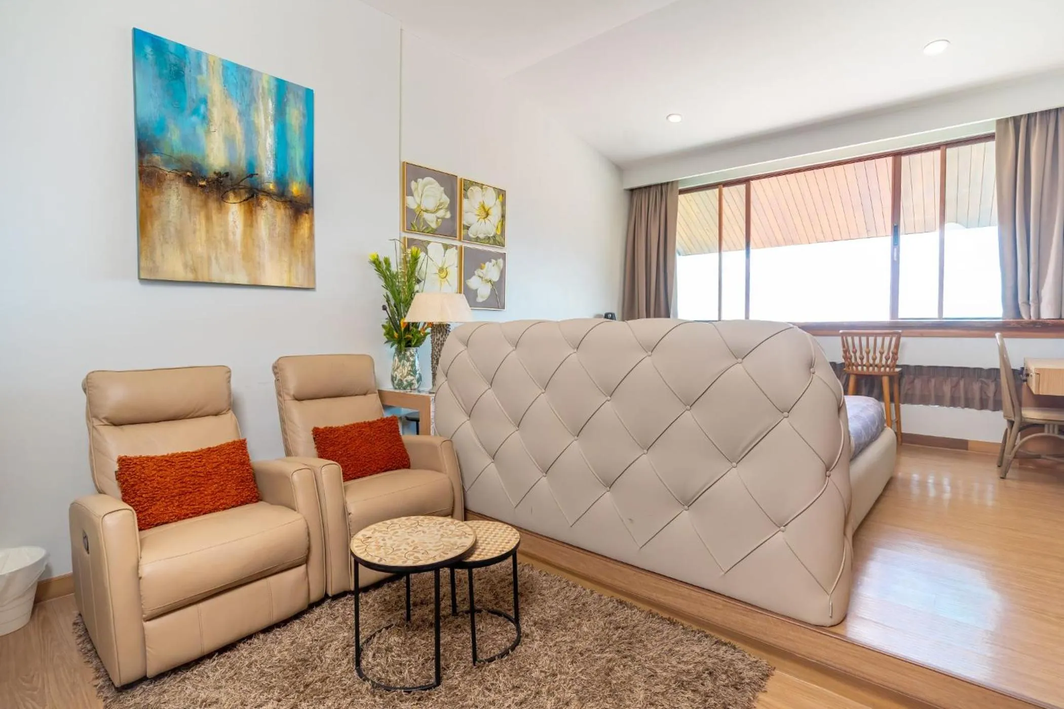 Living room in Ocean Pearl Seaview Residence