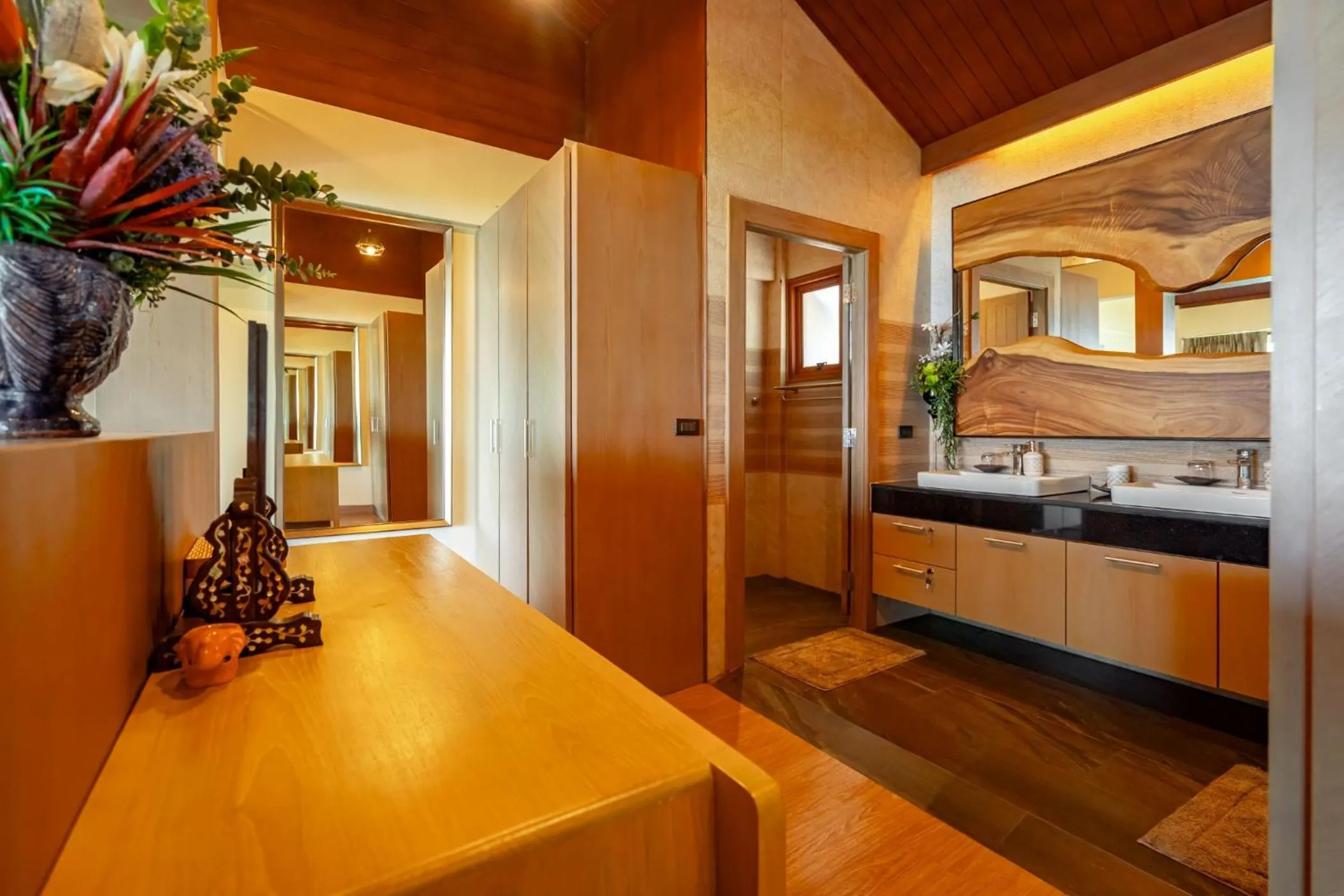 Bathroom in Ocean Pearl Seaview Residence