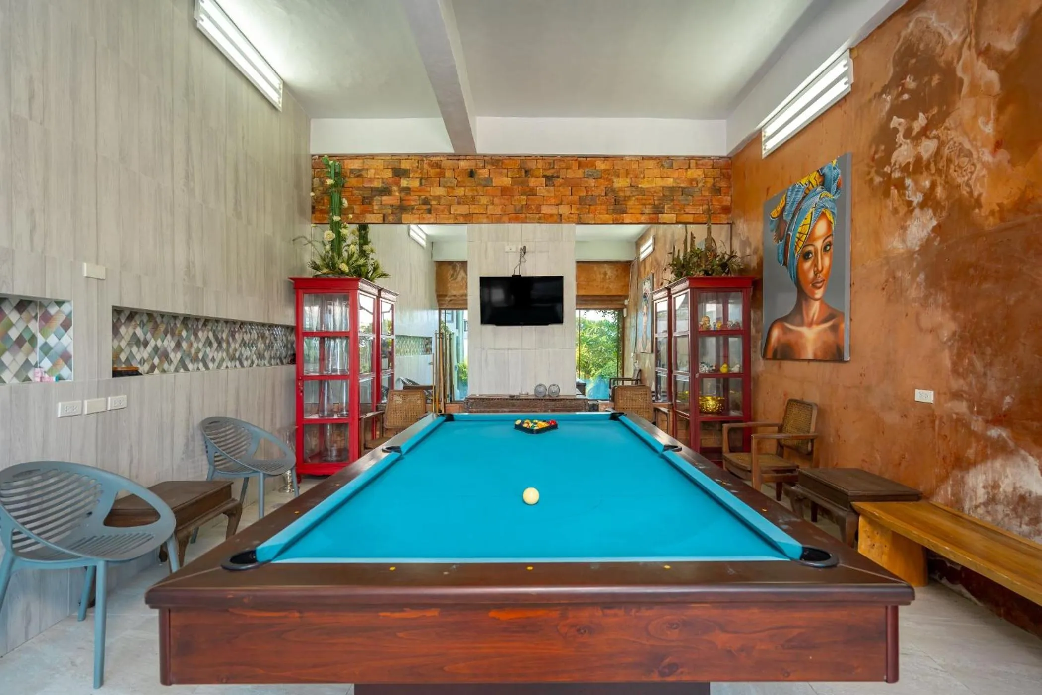 Billiard in Ocean Pearl Seaview Residence