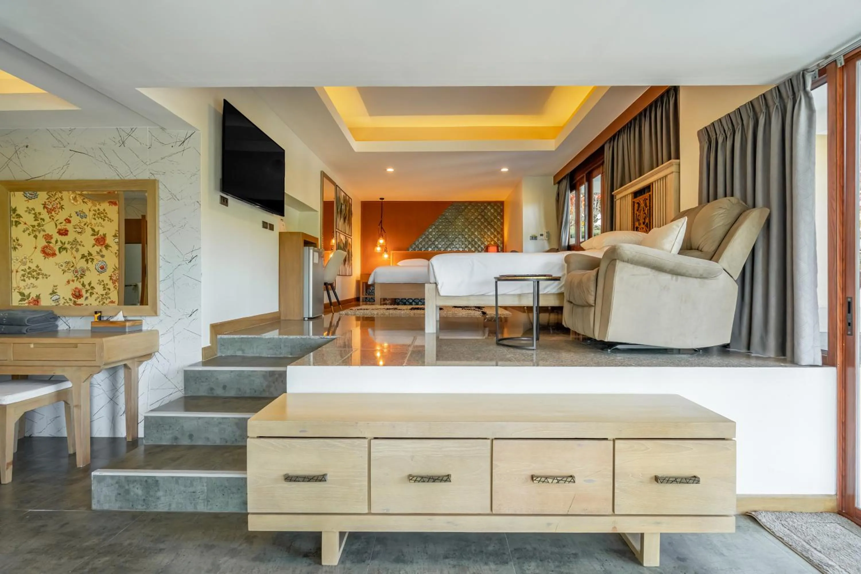 Bed in Ocean Pearl Seaview Residence