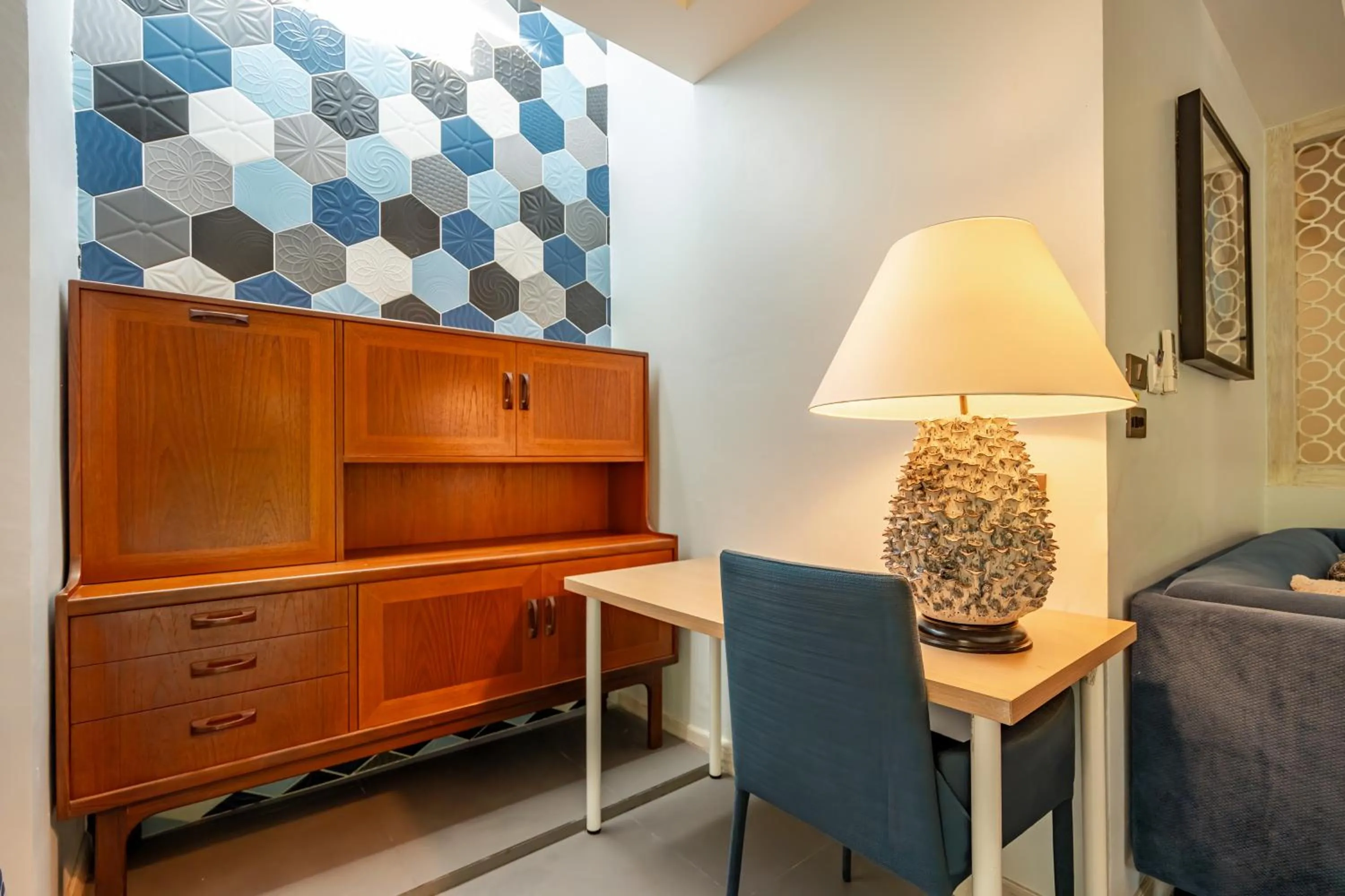 Photo of the whole room, Bed in Ocean Pearl Seaview Residence