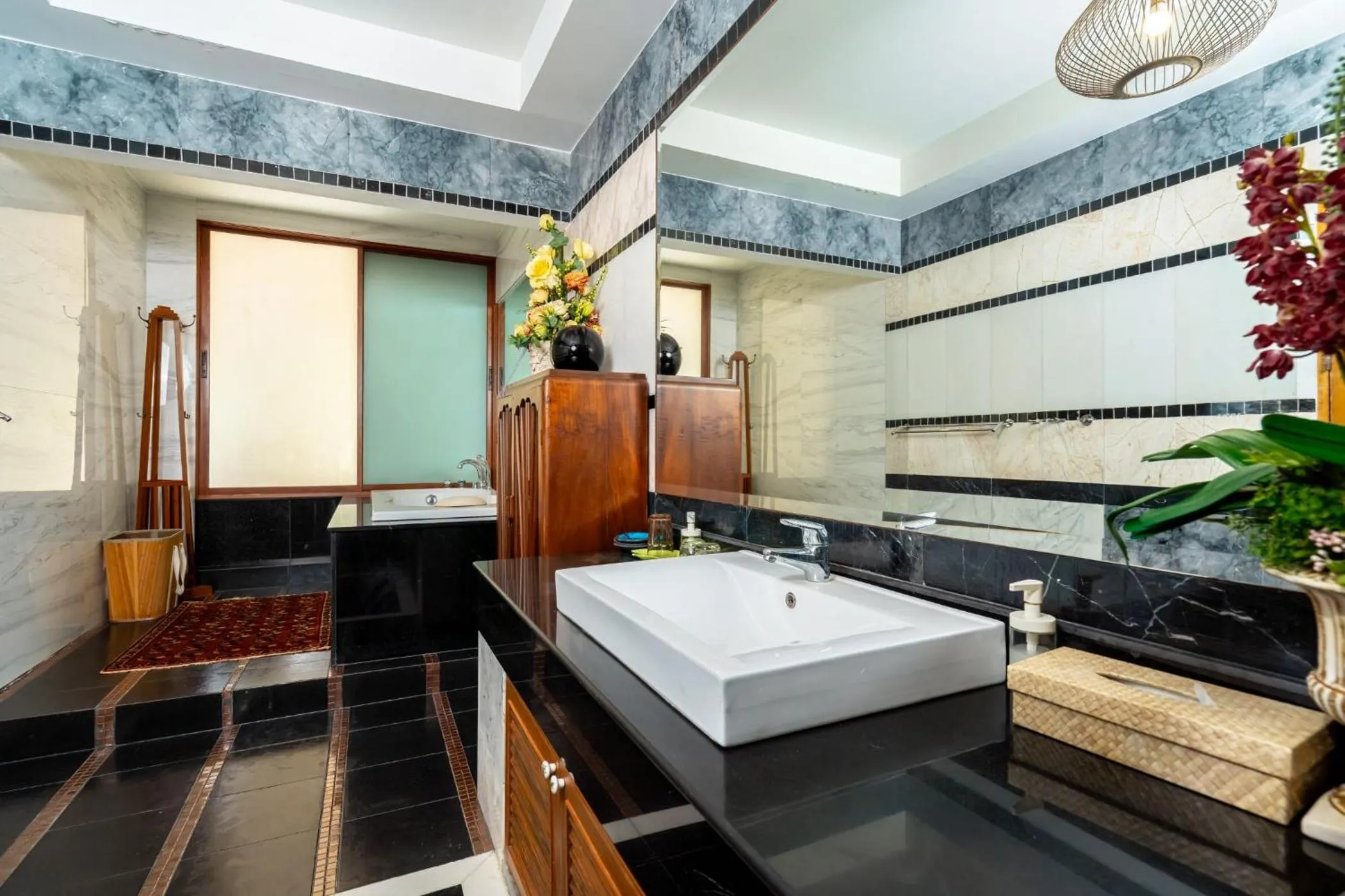 Bathroom in Ocean Pearl Seaview Residence