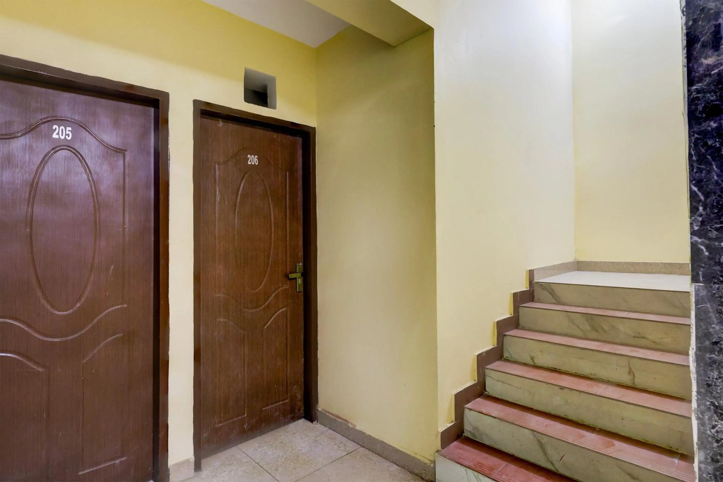 Lobby or reception in Super Hotel O Ambedkar Chowk Rewari formerly Hotel Shree