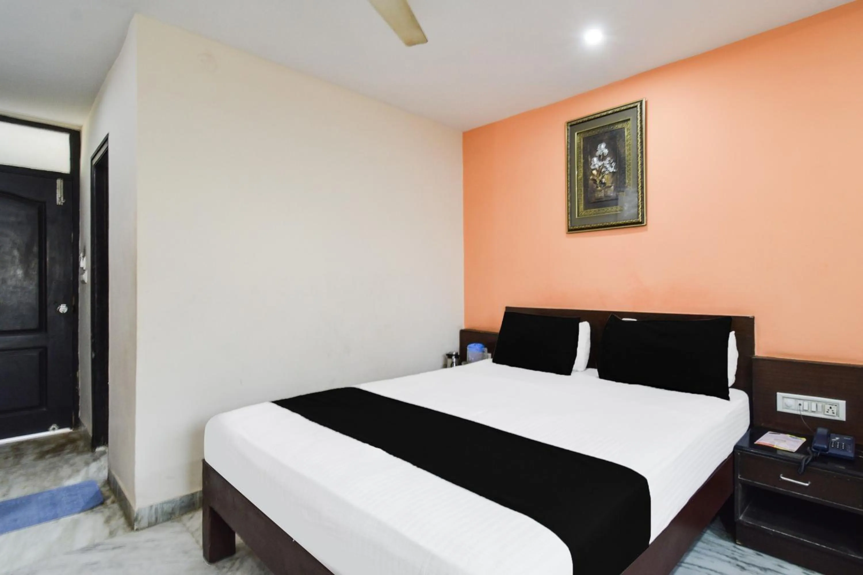 Bedroom, Bed in Townhouse OAK Secunderabad Near Railway Station Formerly Hotel Brahma
