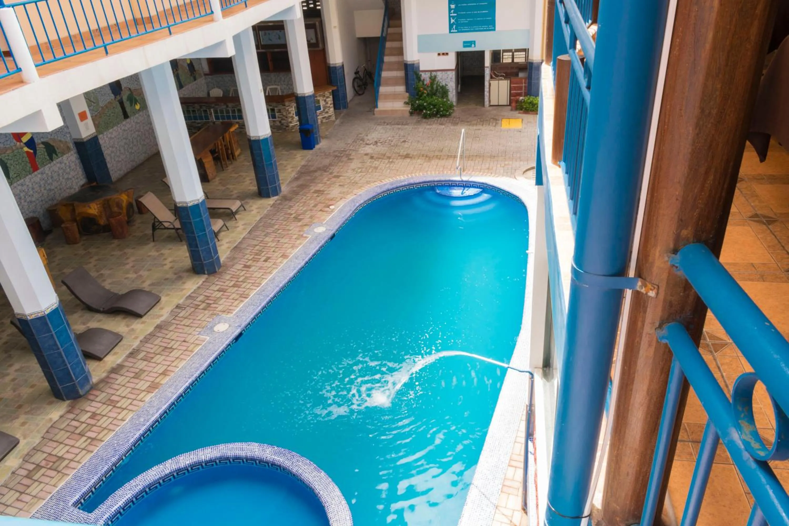 Swimming pool in Hotel Puntarenas Beach