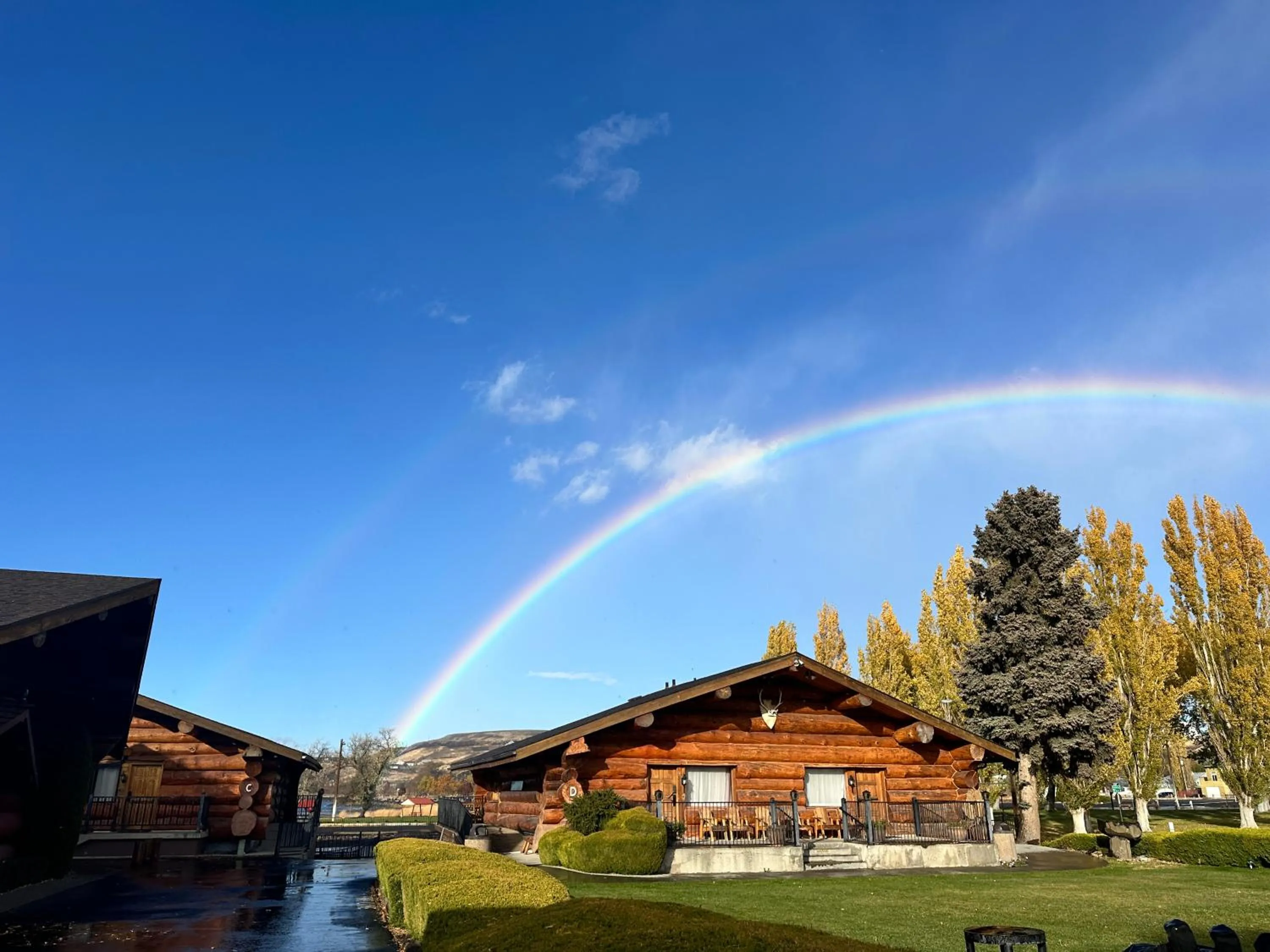 Property building in Soap Lake Natural Spa & Resort