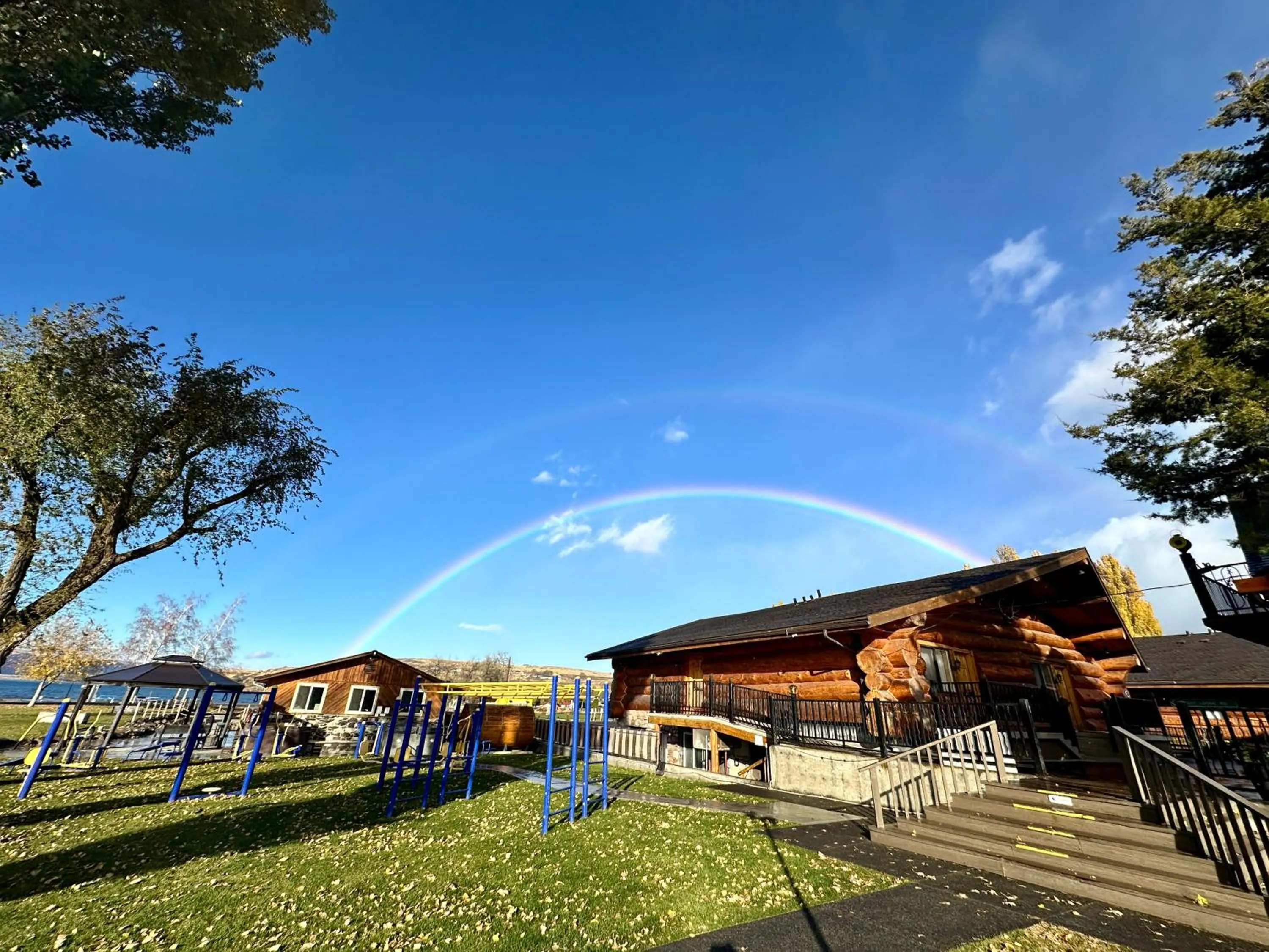 Property building in Soap Lake Natural Spa & Resort