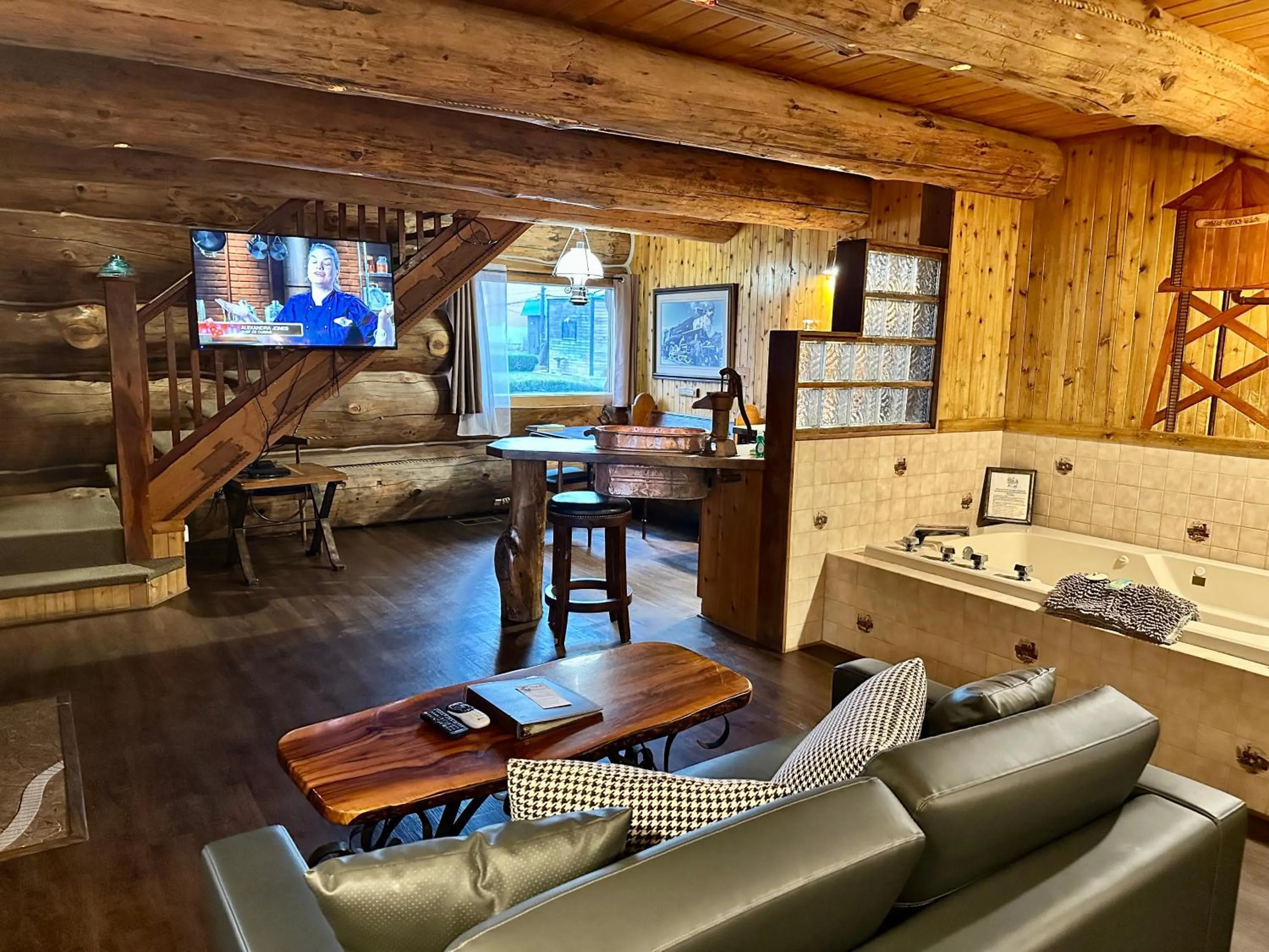 TV and multimedia in Soap Lake Natural Spa & Resort