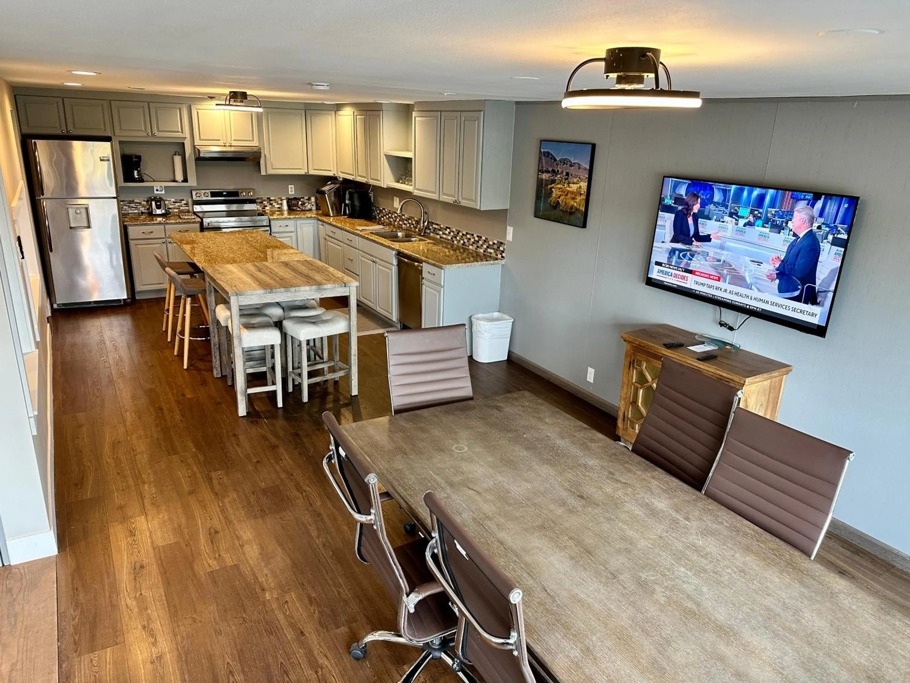 TV and multimedia in Soap Lake Natural Spa & Resort