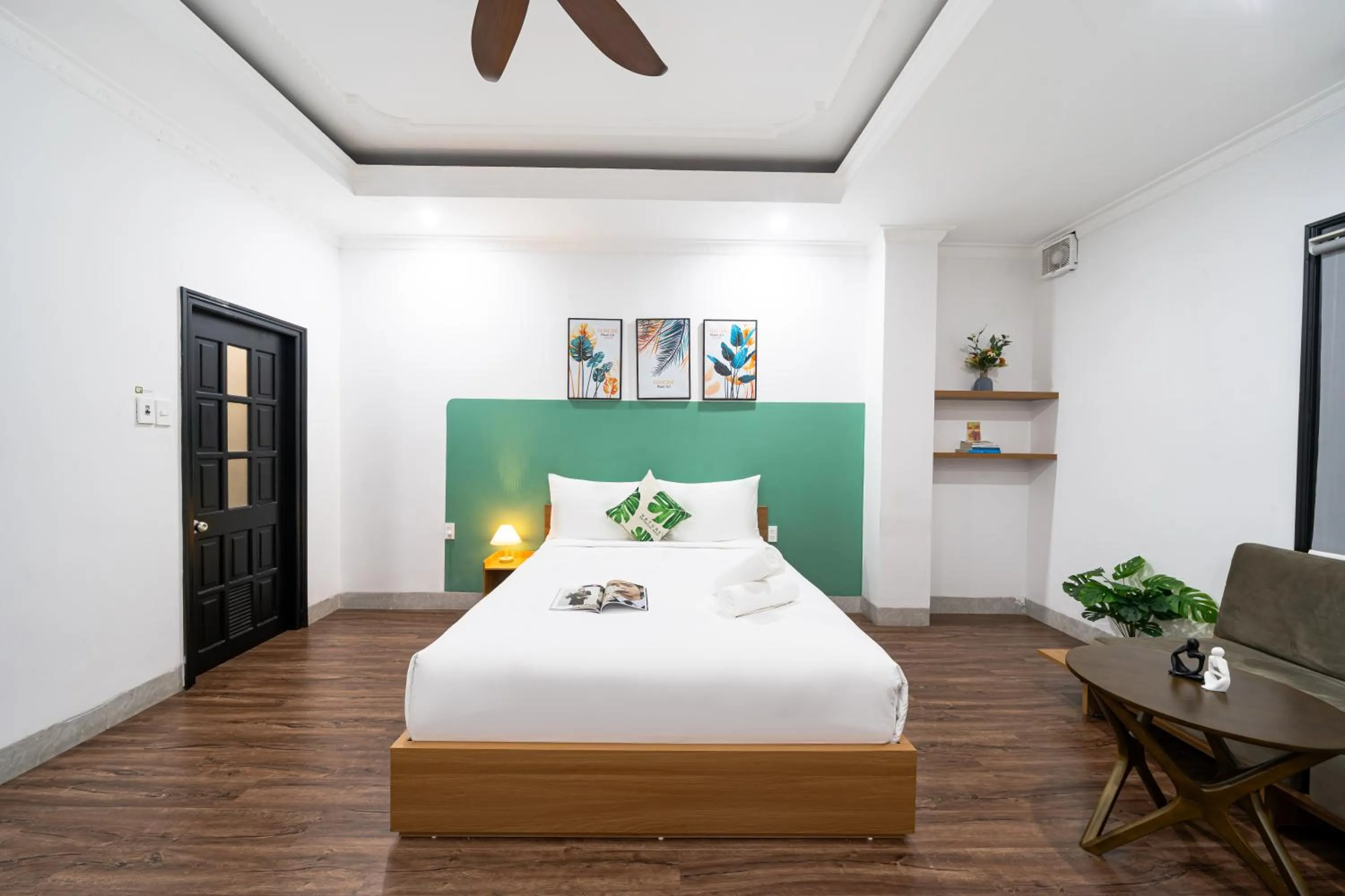 Bed in Mint Airport Hotel by Haviland - Self Checkin