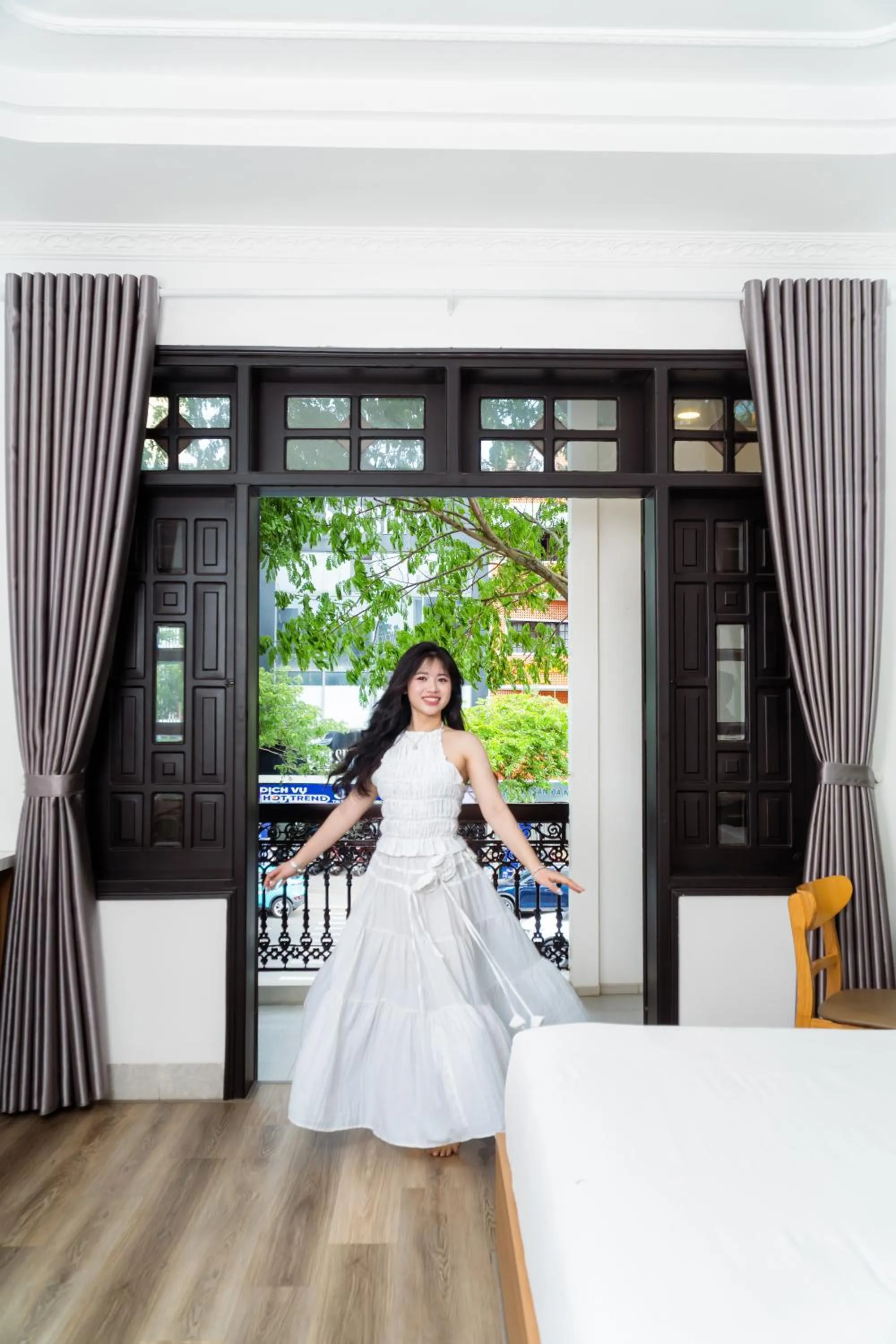 People in Mint Airport Hotel by Haviland - Self Checkin