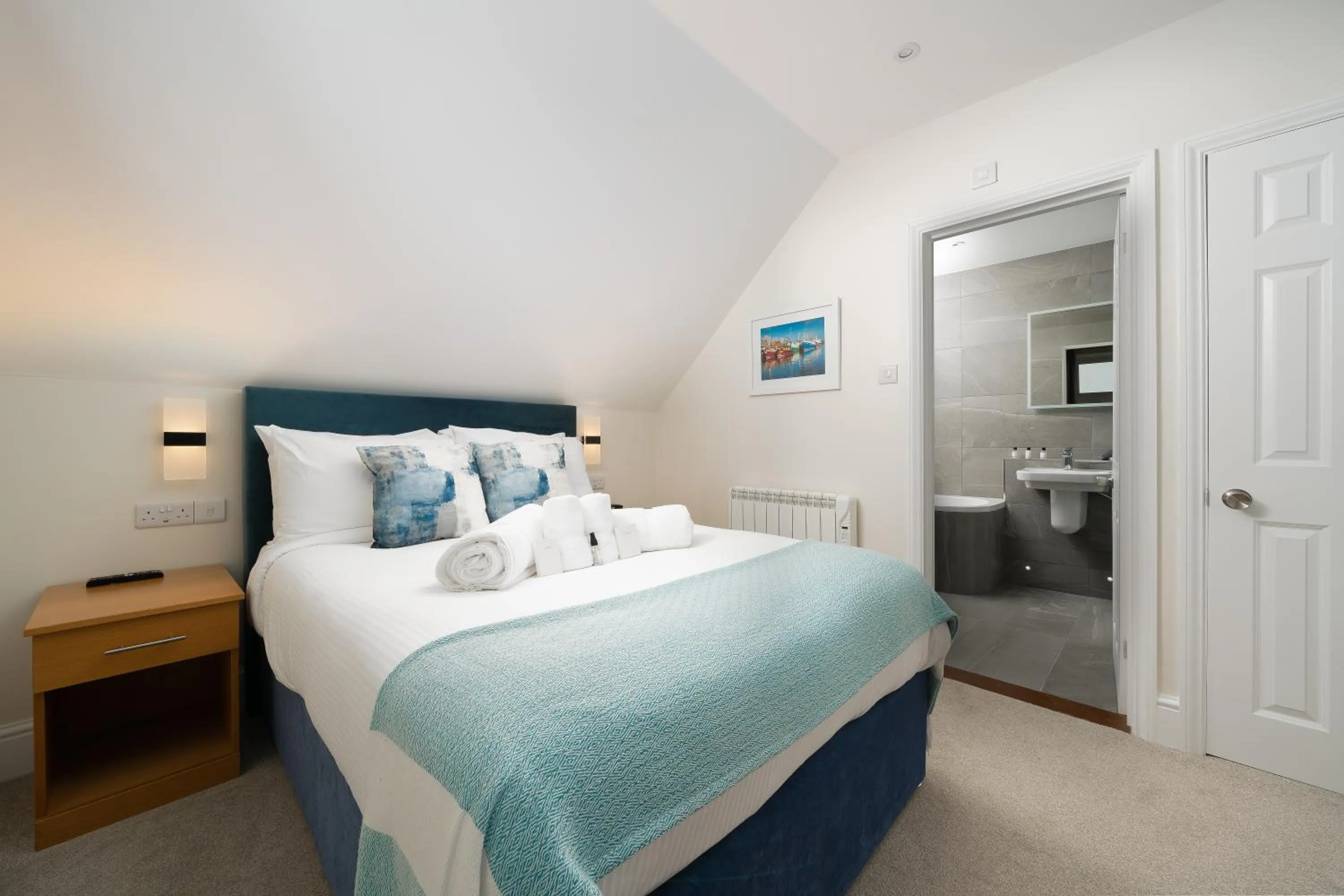 Bed in The Land's End Hotel