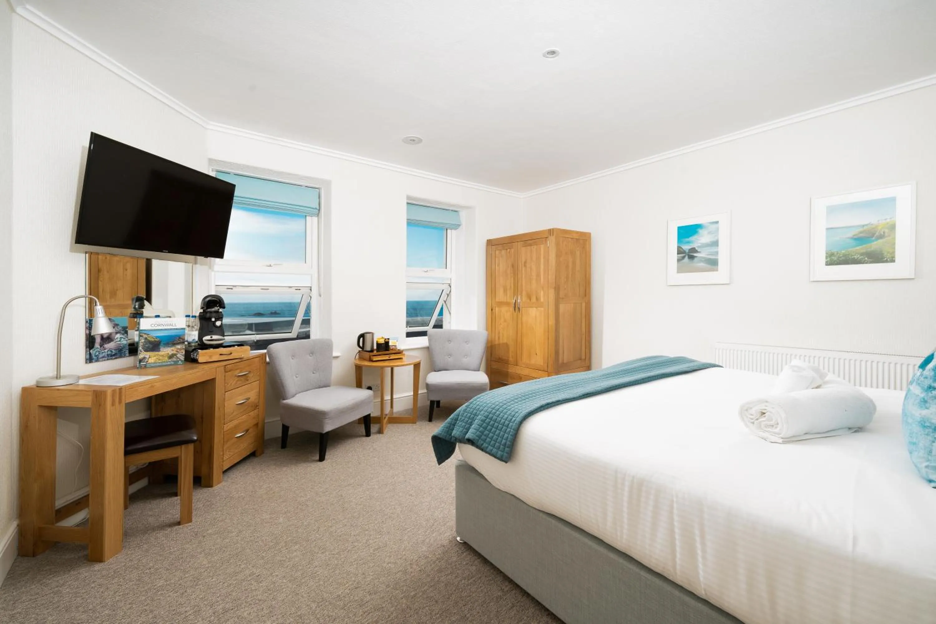 Bed in The Land's End Hotel