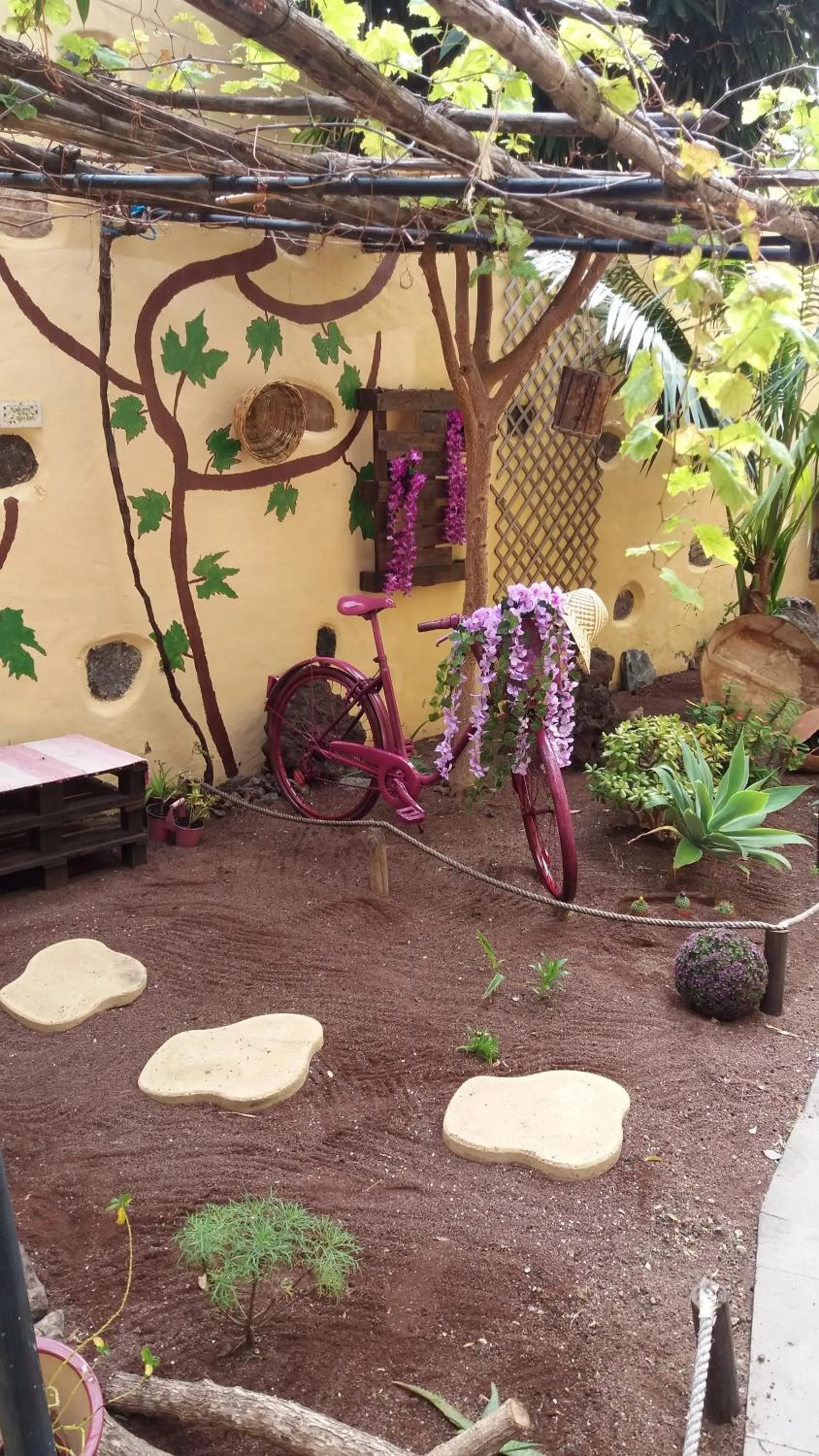 Patio in Hotel Rural Casa de Los Camellos