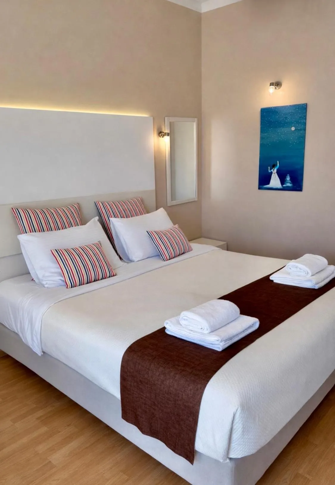 Bed in Nidimos Hotel