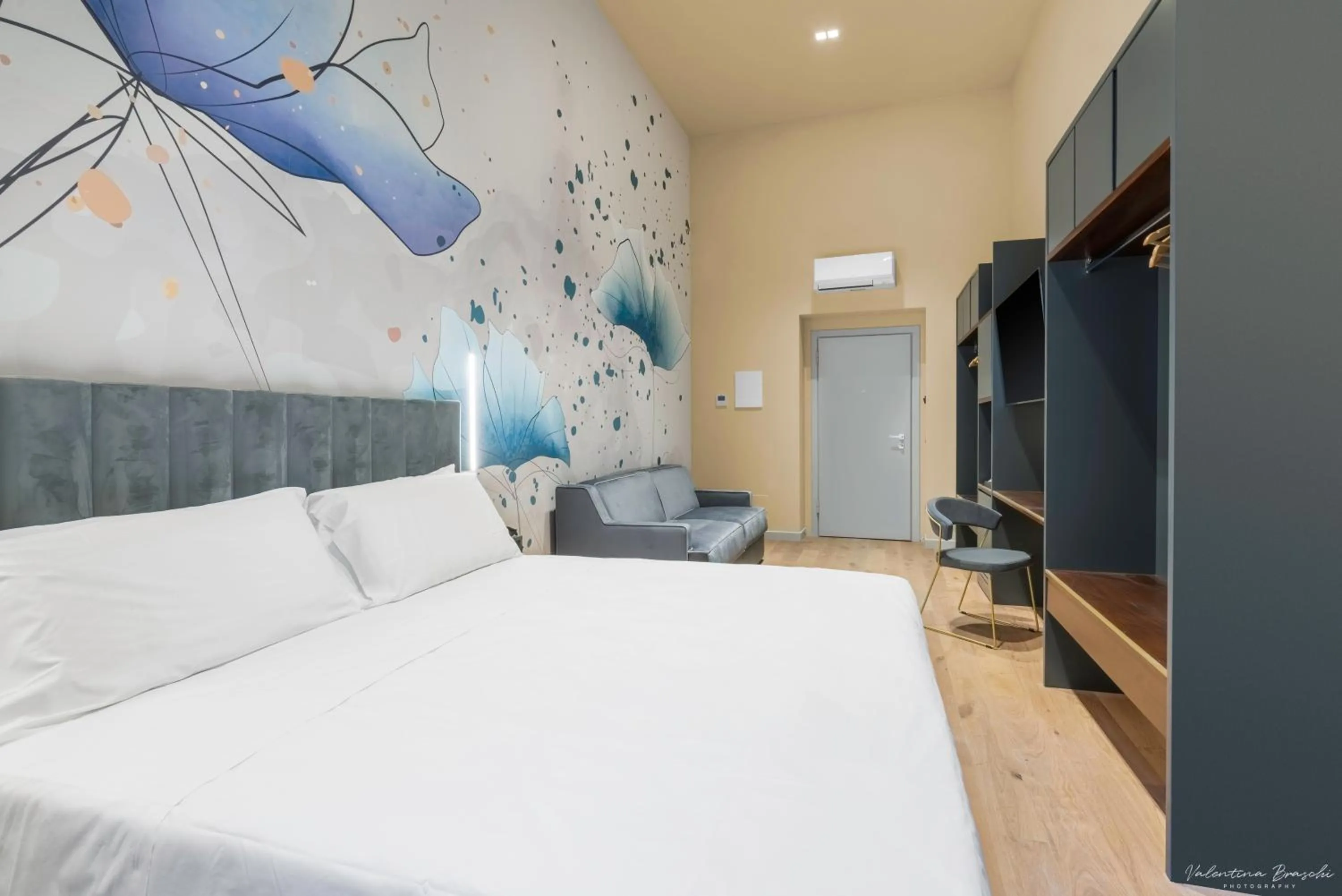 Bed in Hotel Adamas