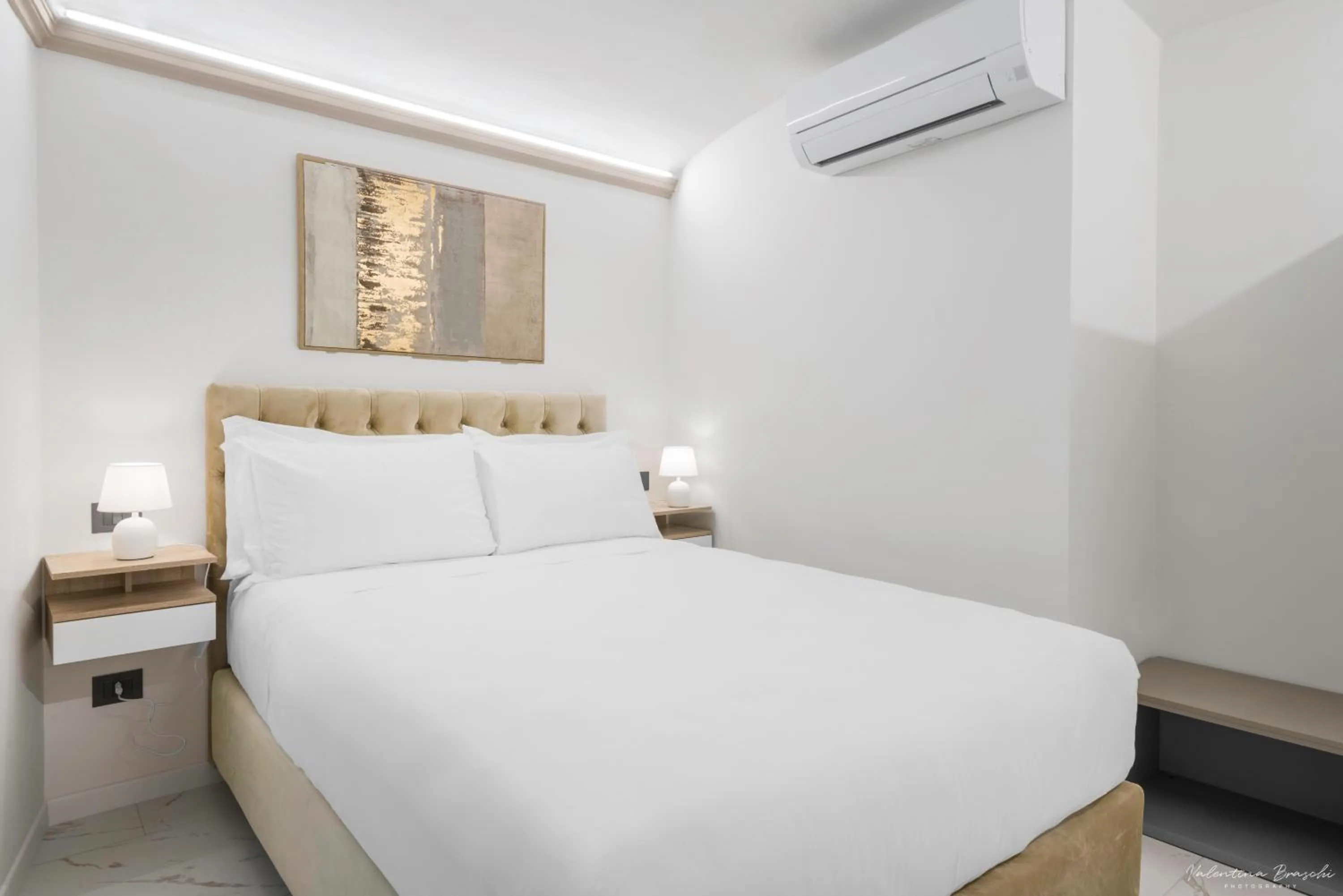 Bed in Hotel Adamas