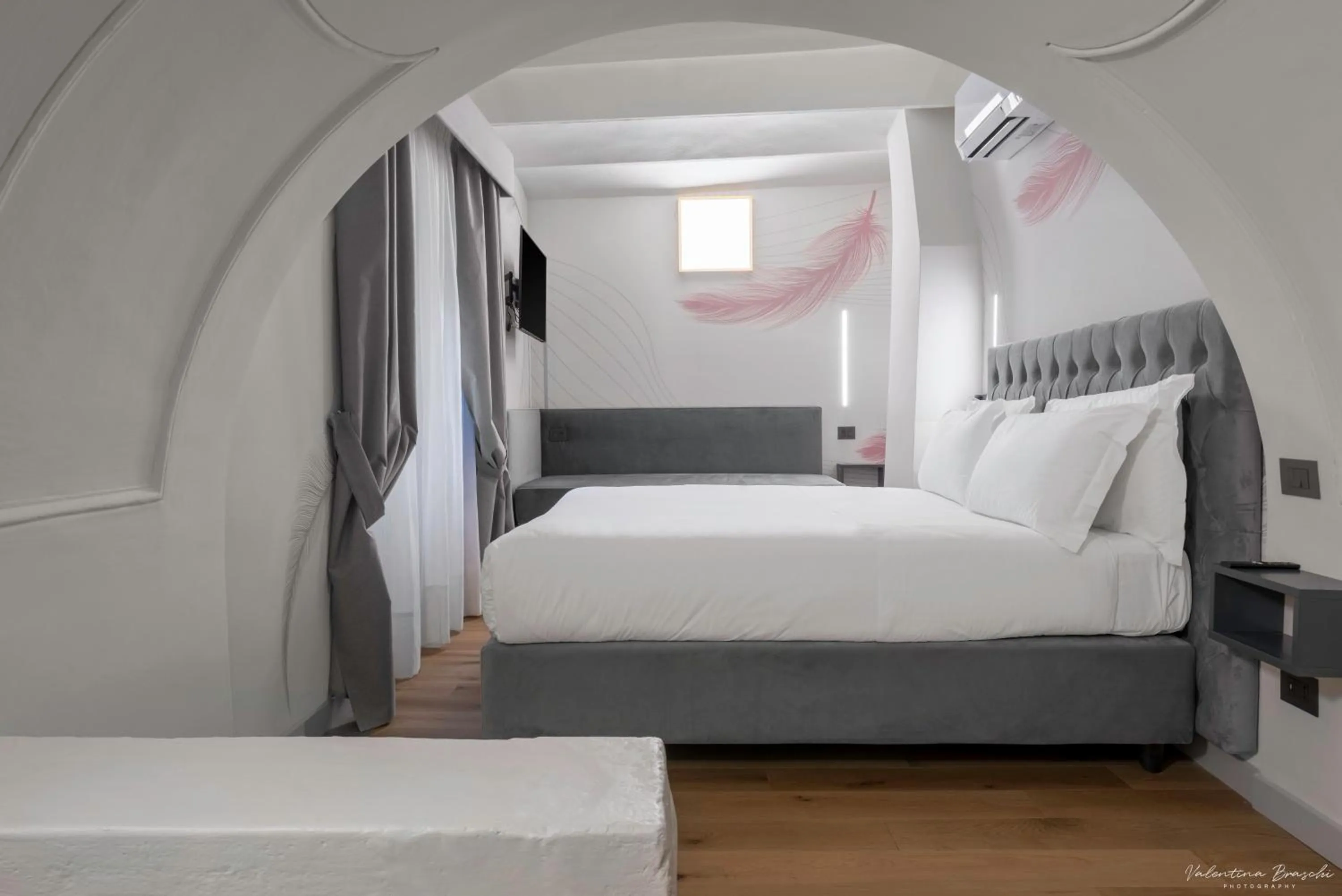 Bed in Hotel Adamas