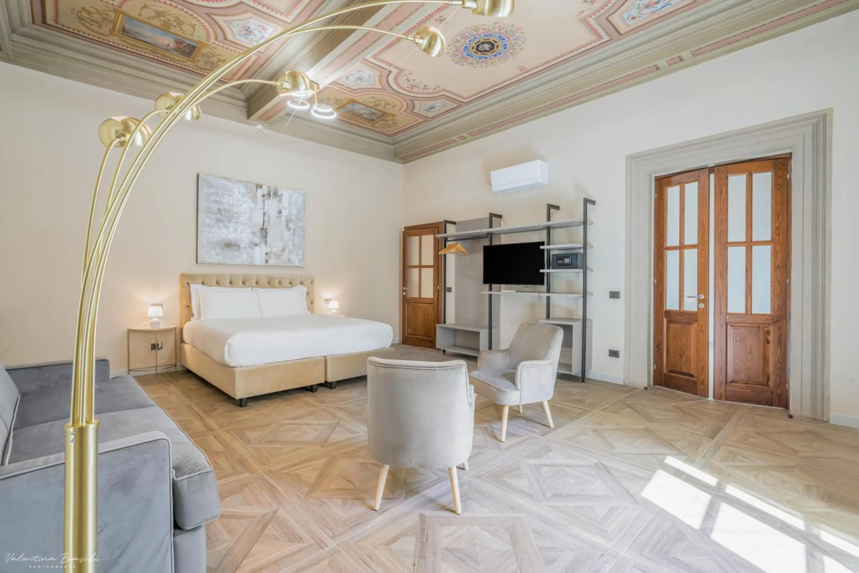 Photo of the whole room, Bed in Hotel Adamas