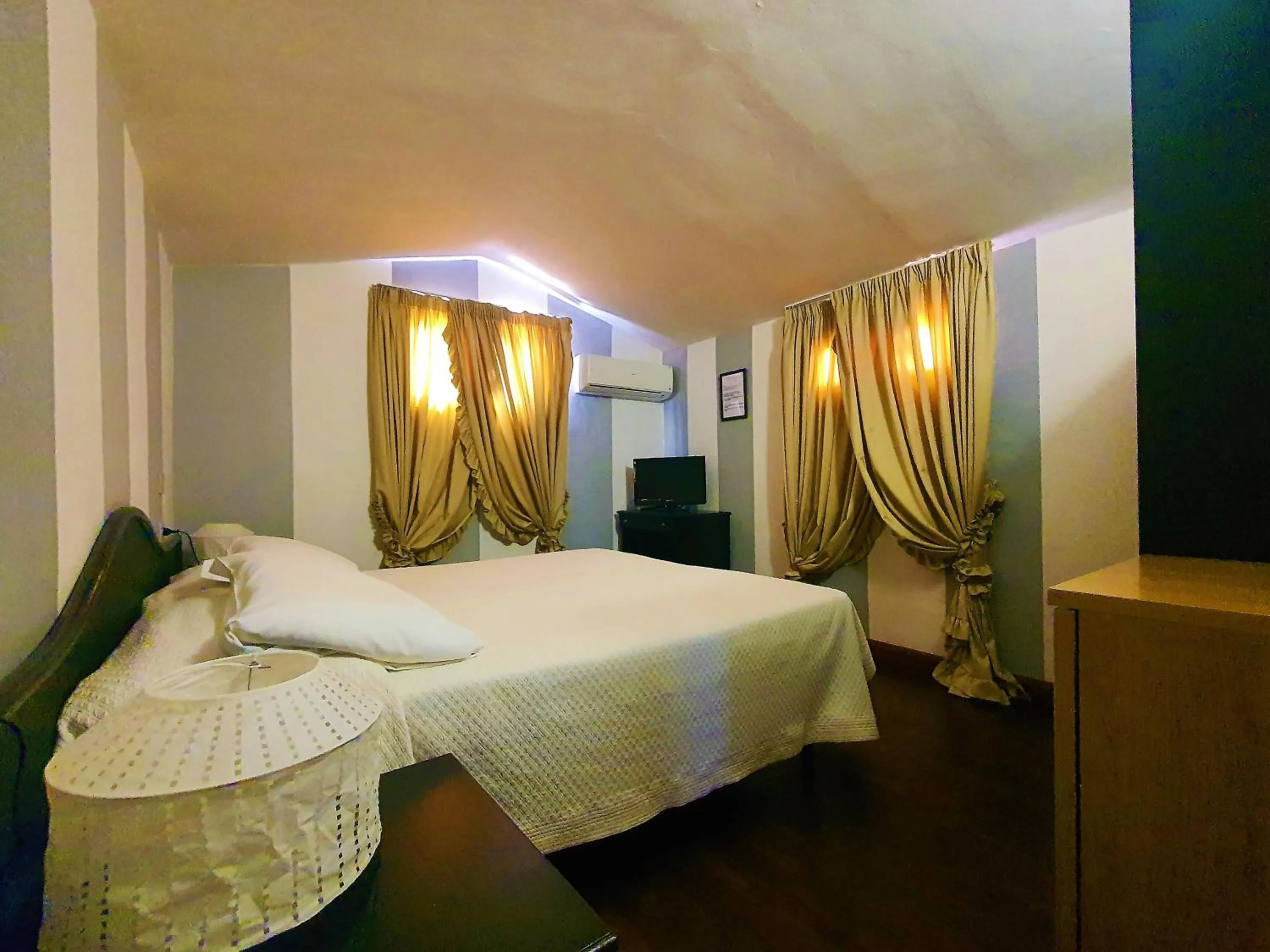 Bed in Hotel Le Focette