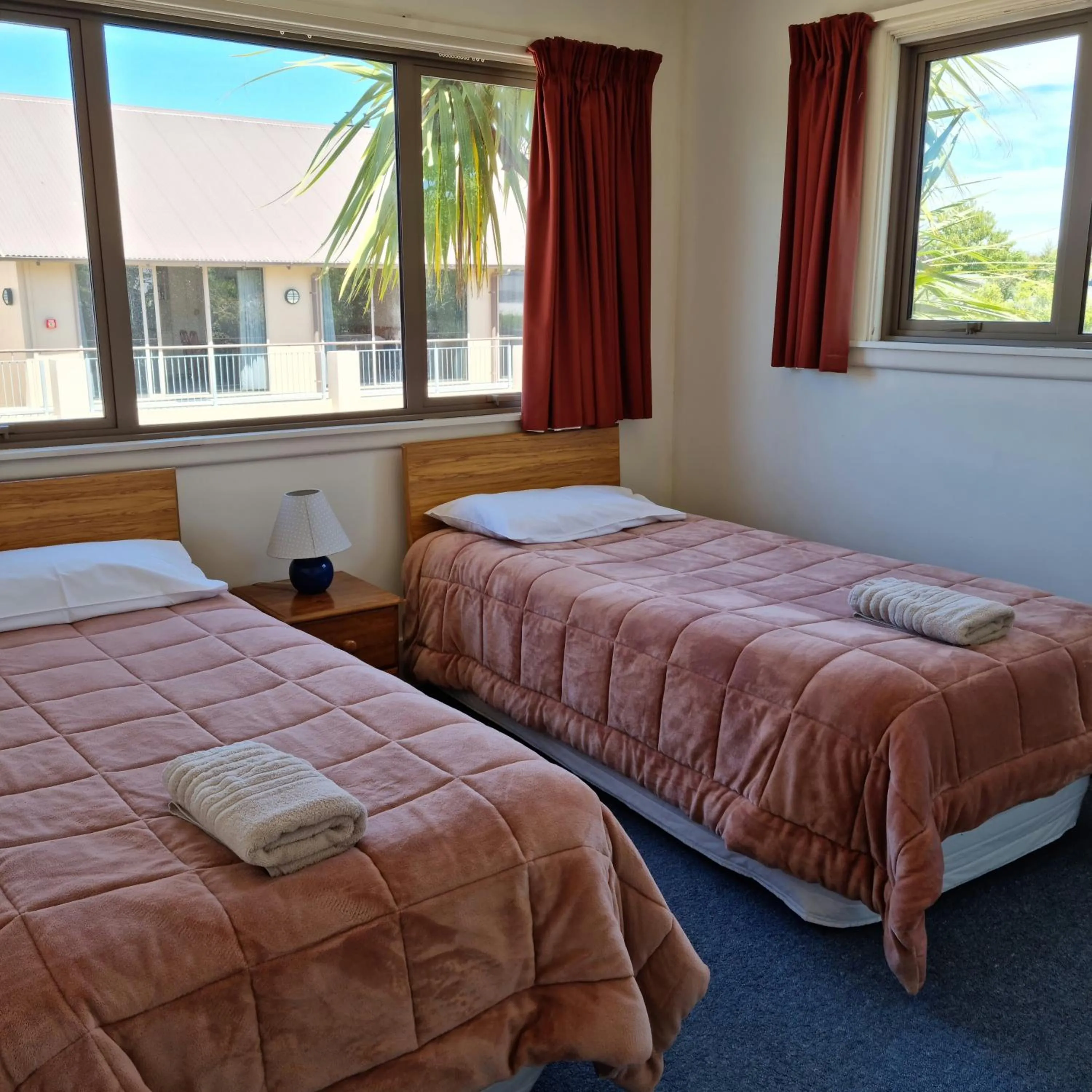 group of guests, Bed in Methven Motel & Apartments
