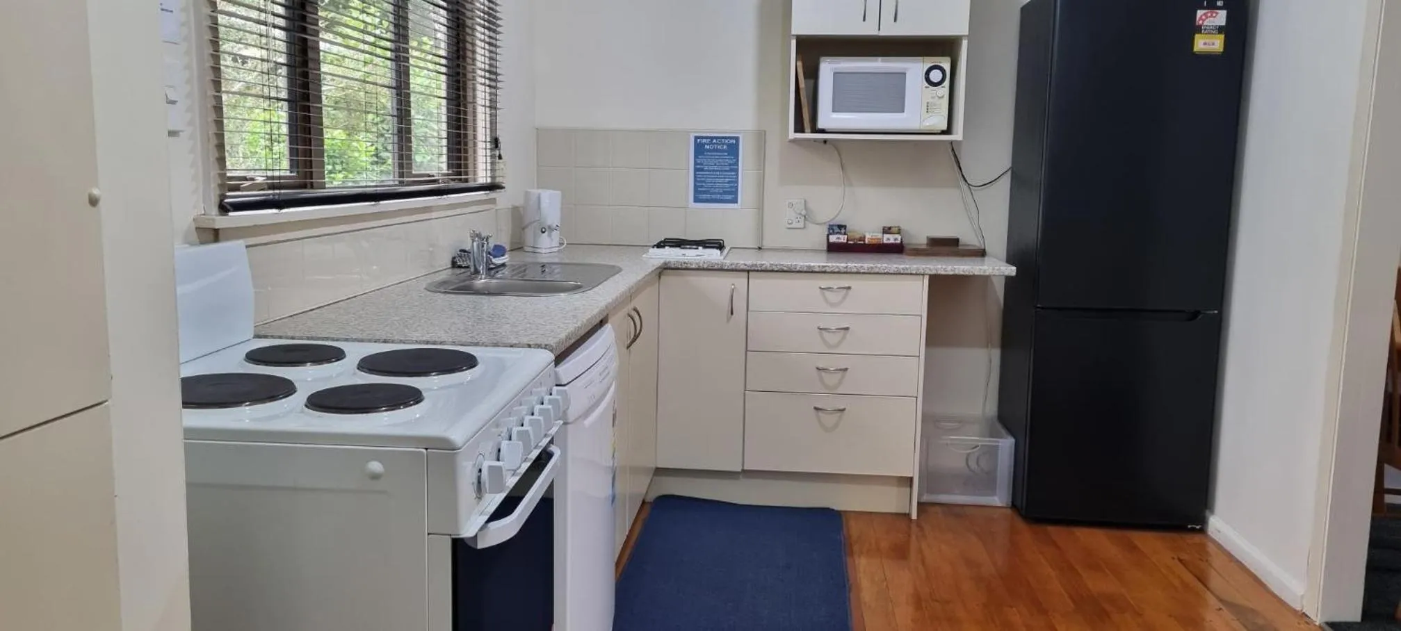 Kitchen or kitchenette in Methven Motel & Apartments