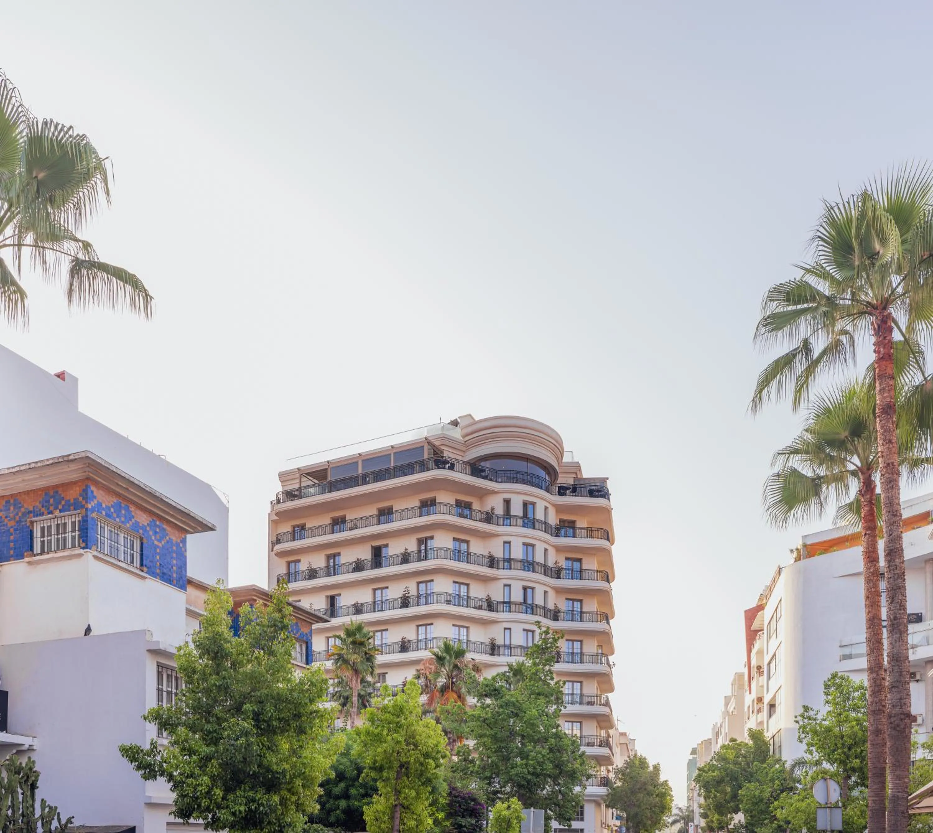 Day in Le Square By Onomo Collection