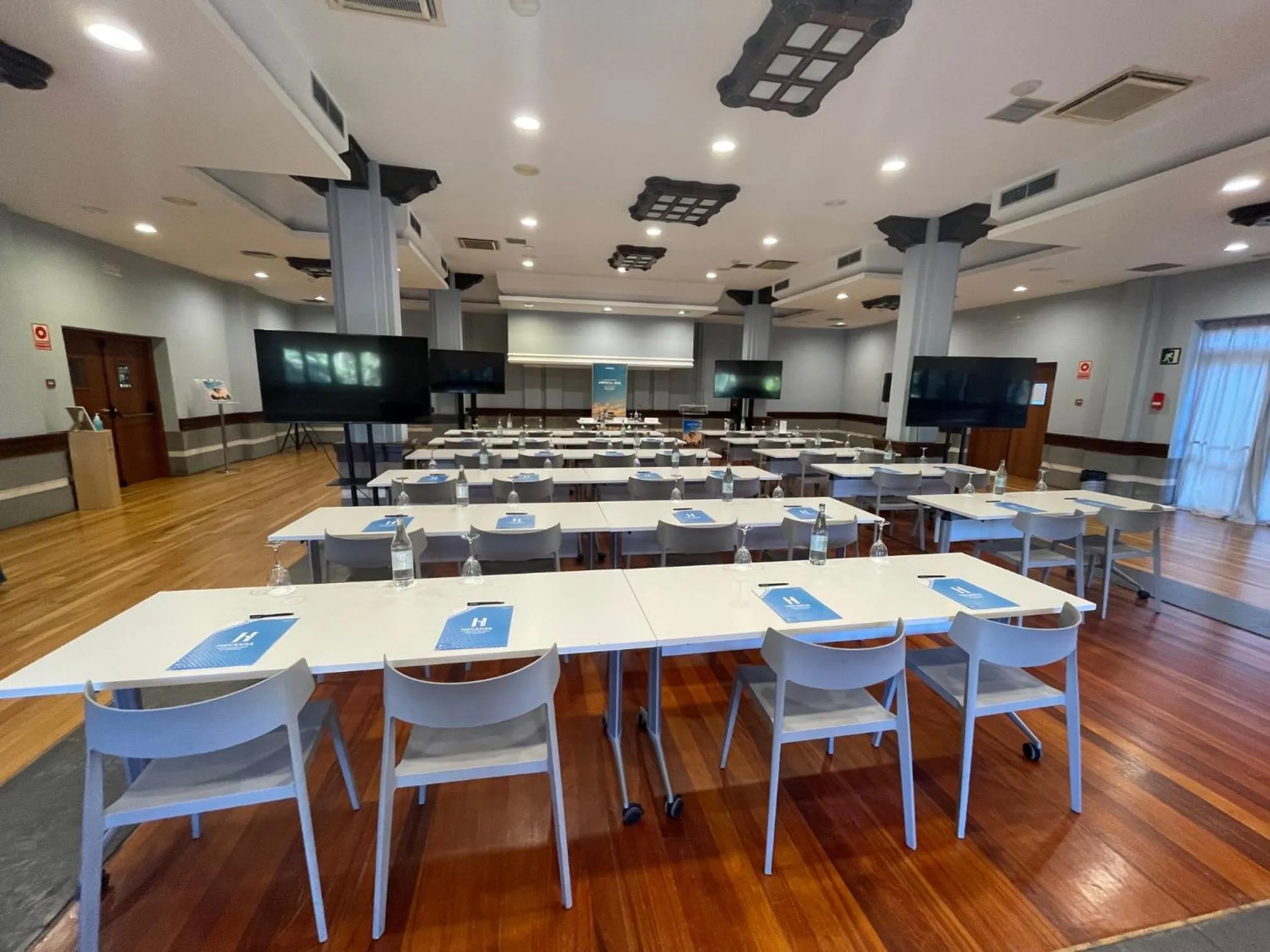 Meeting/conference room in Hotel Escuela Santa Brígida