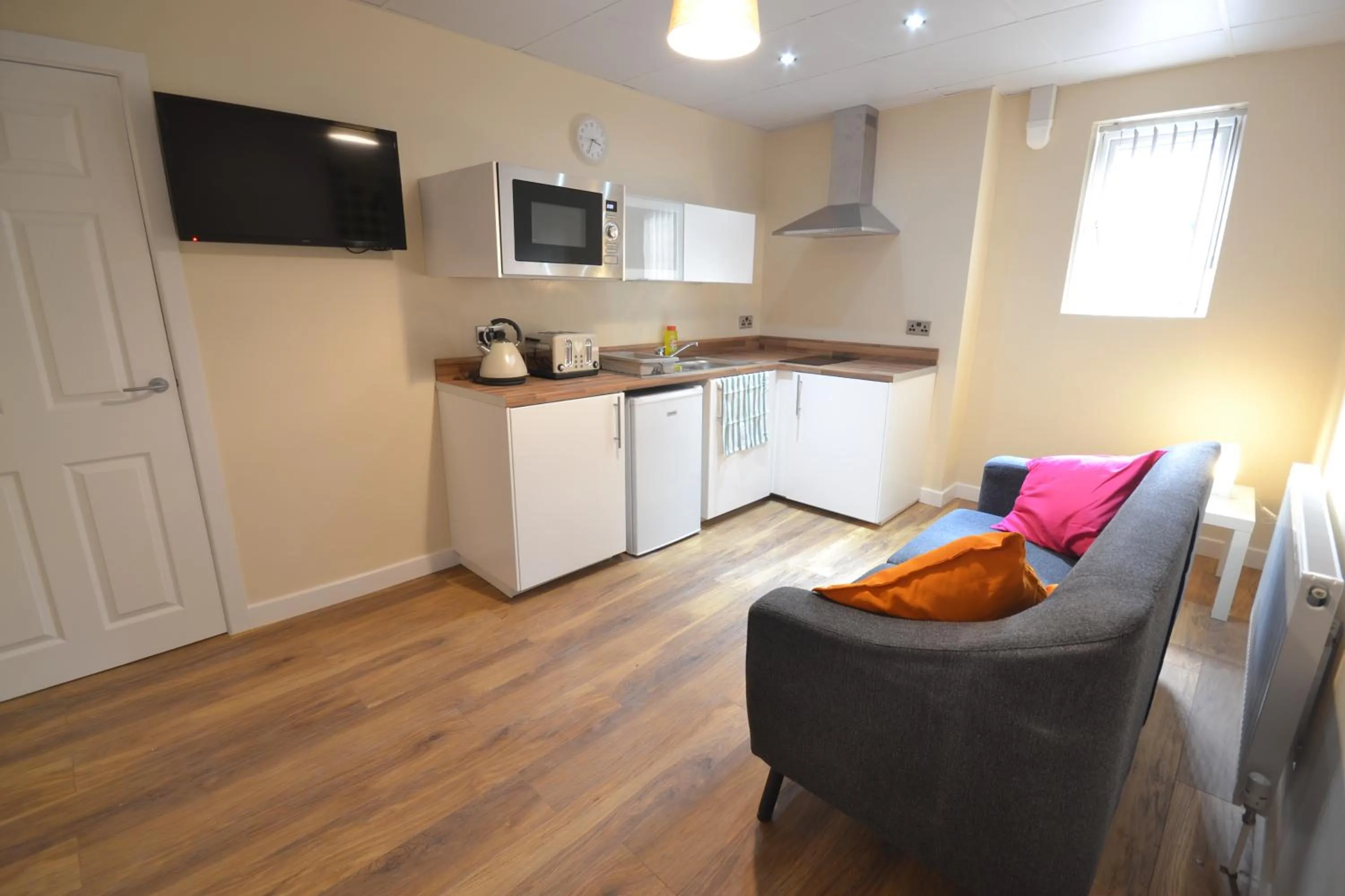 Premier Lodge Central