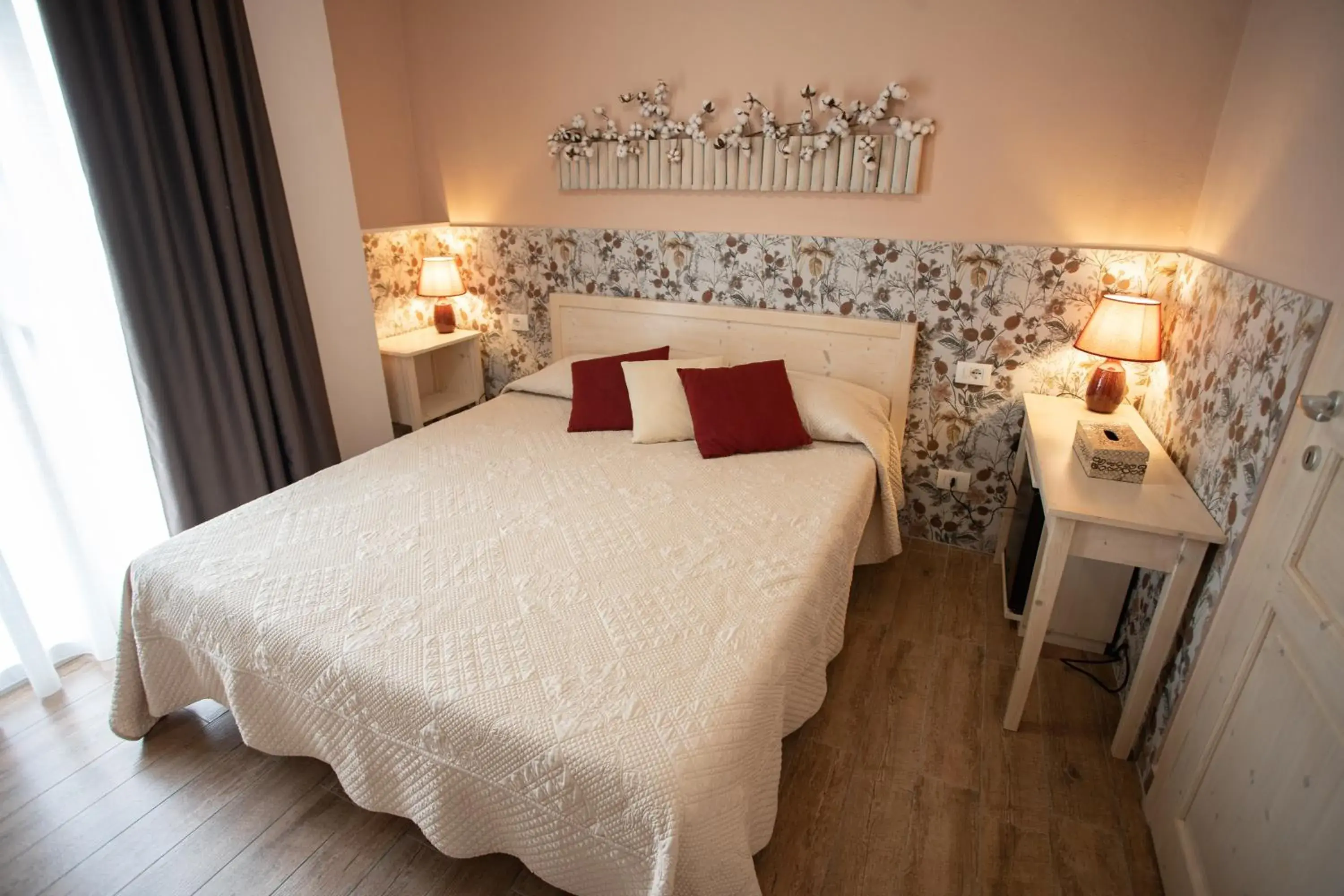 Small Double Room in La Casa del Gelsomino Small Double Room in La Casa del Gelsomino