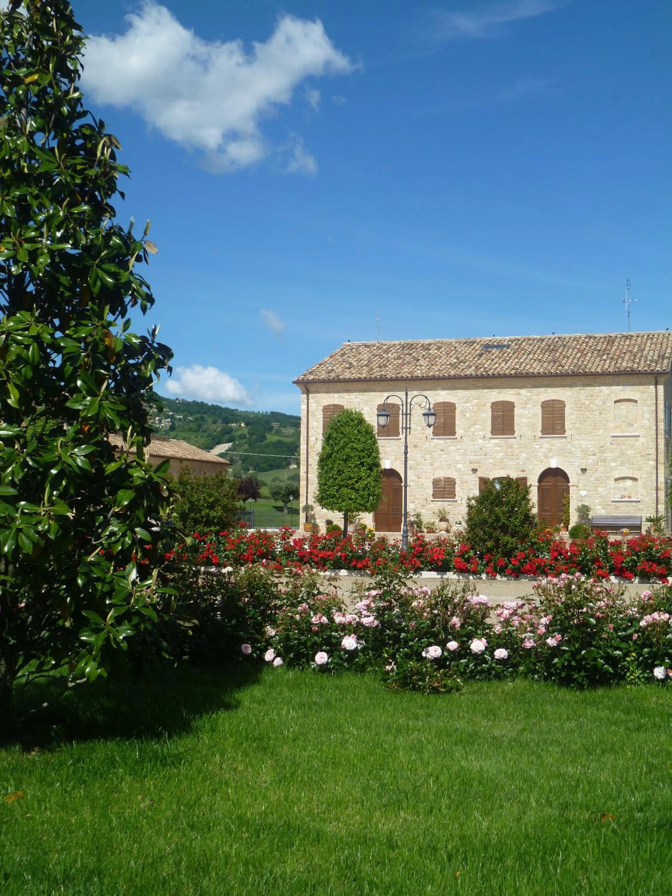 Facade/entrance in Postiglione Country House