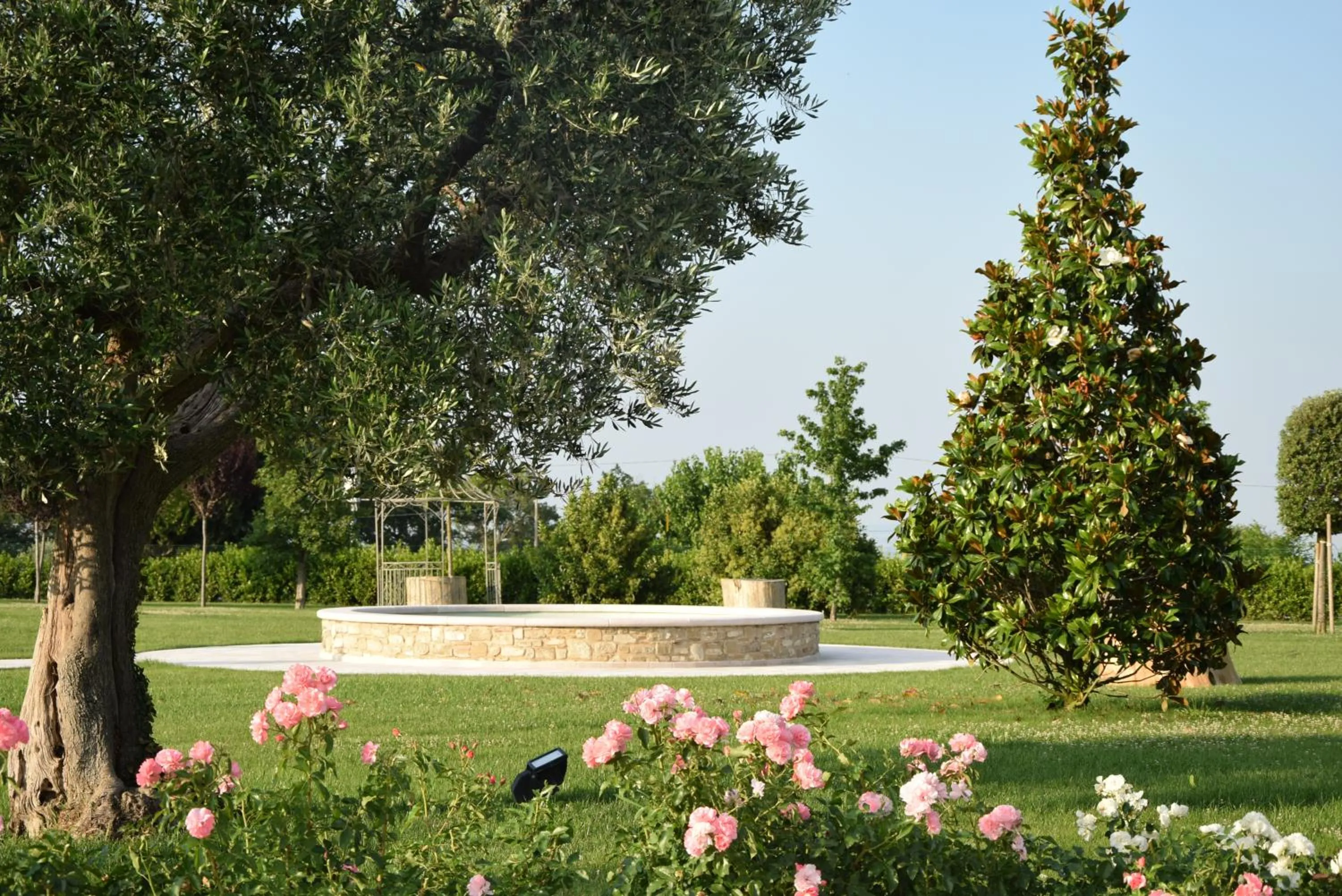 Garden in Postiglione Country House