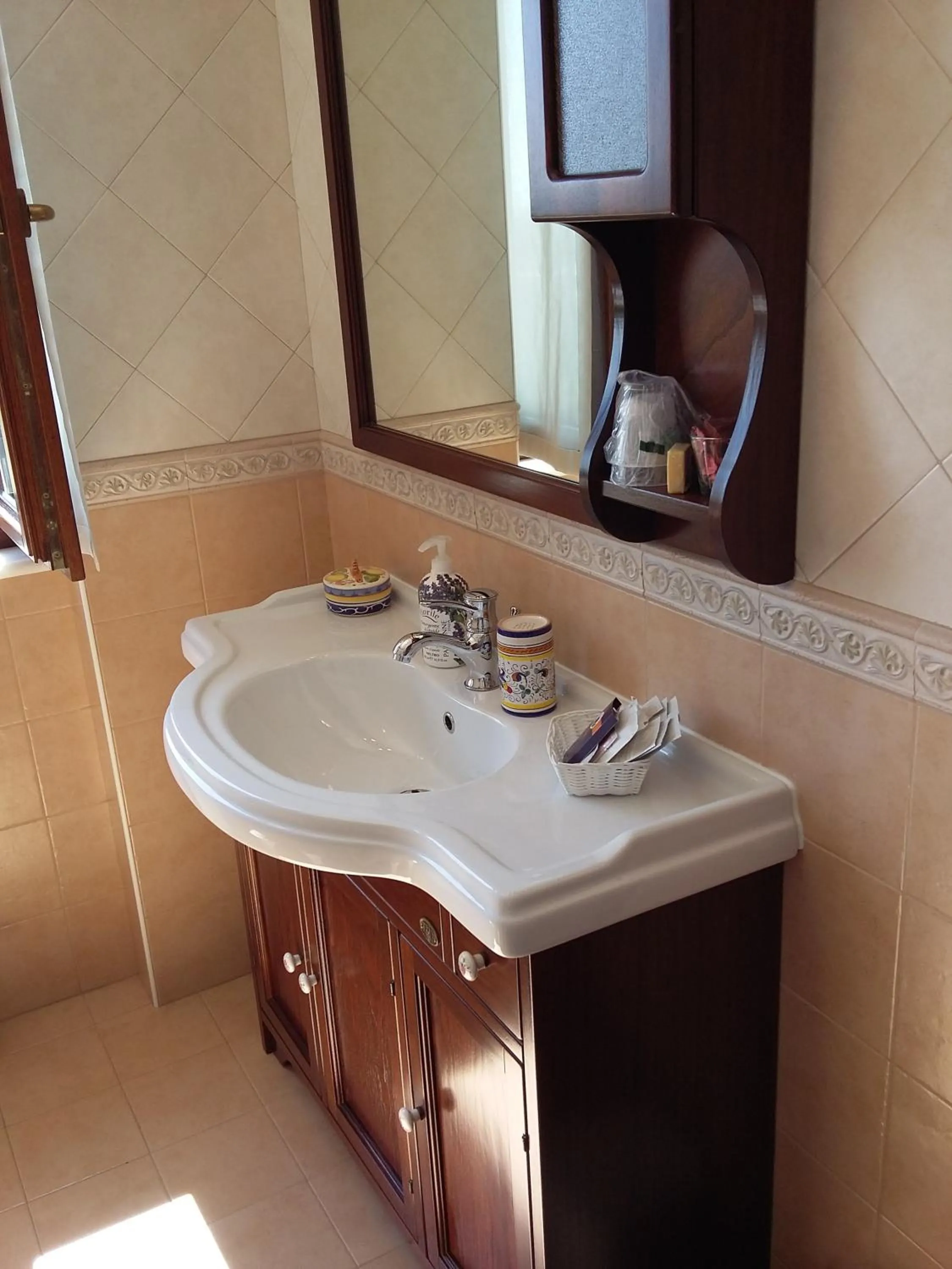 Bathroom in Postiglione Country House