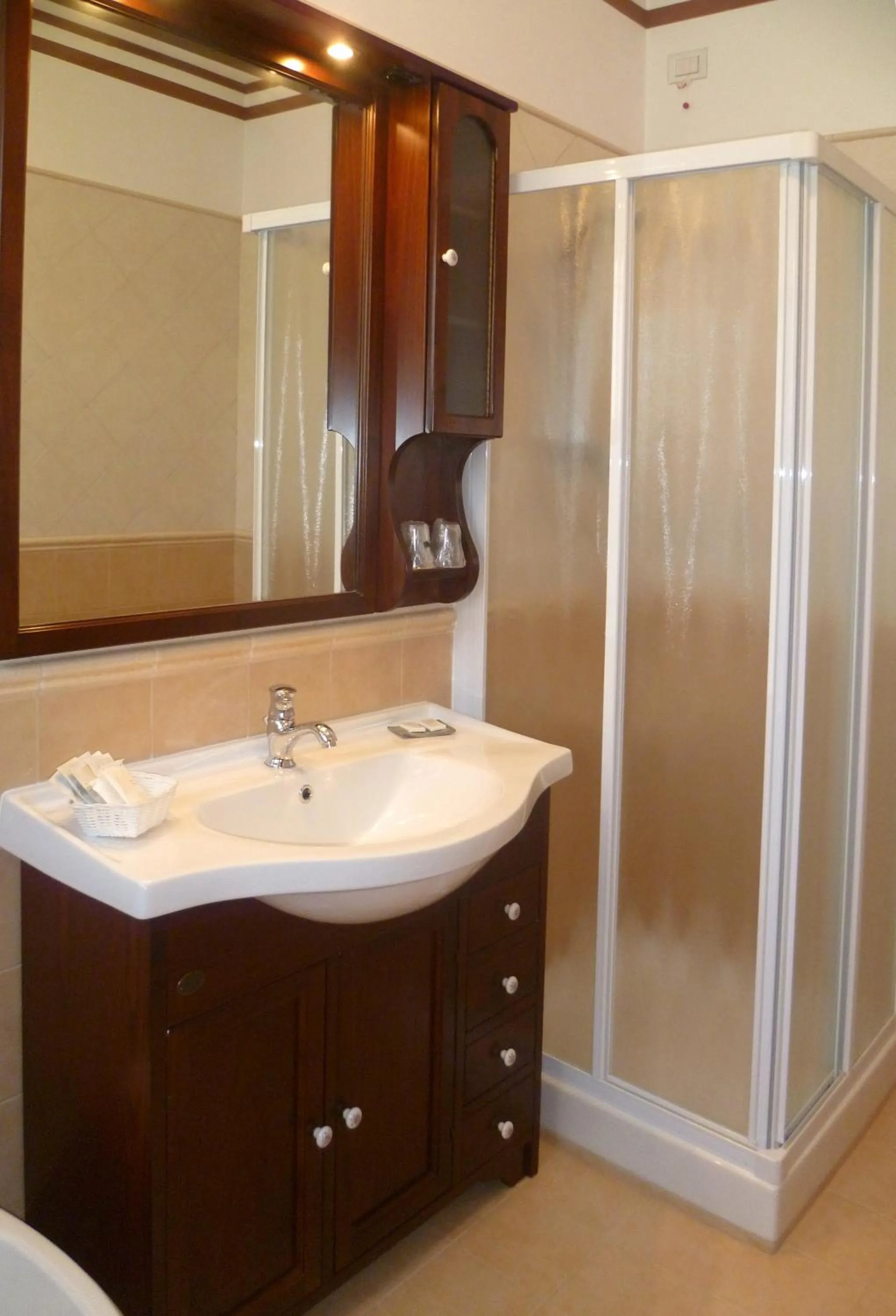 Bathroom in Postiglione Country House