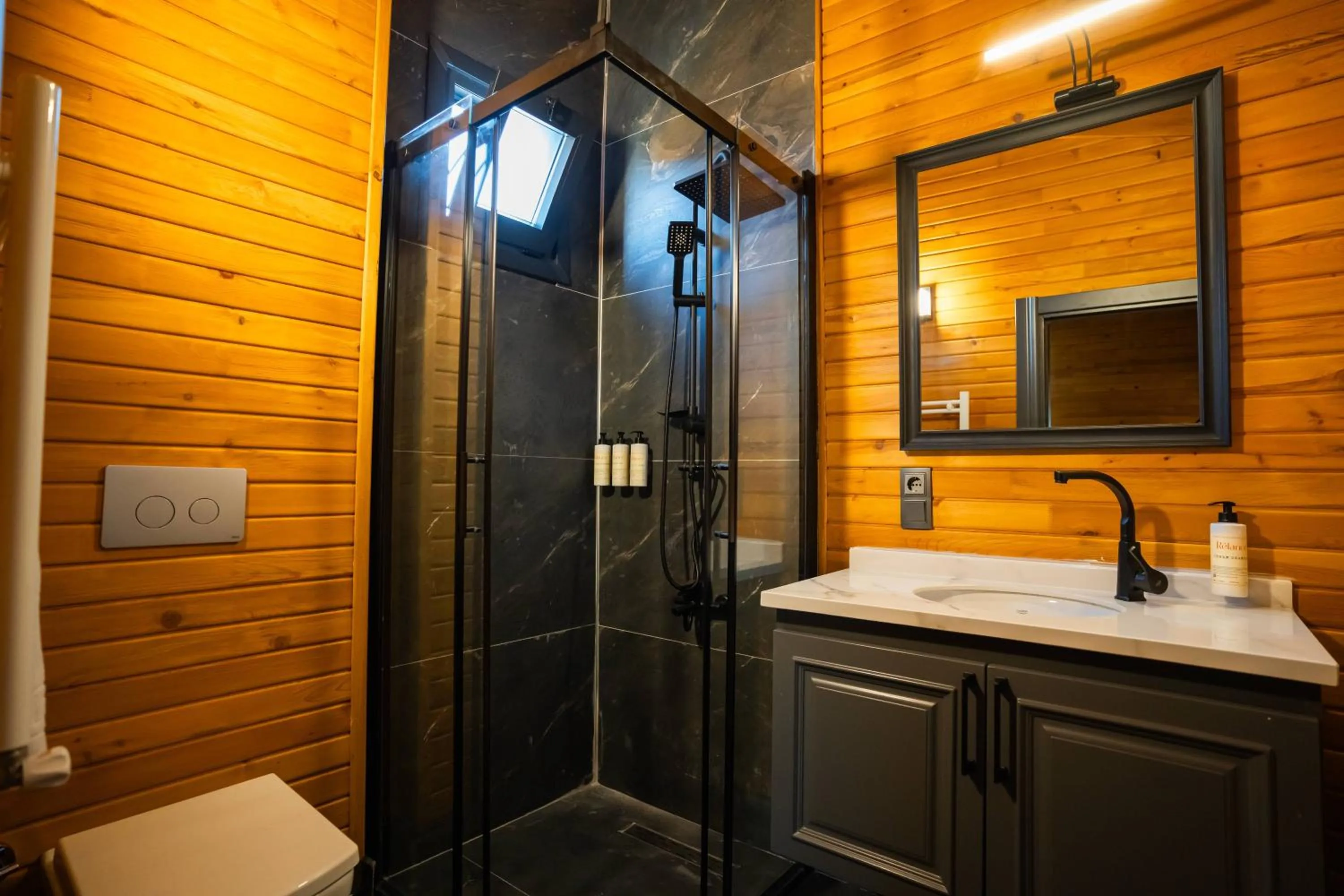 Shower in Mağmat Resort & Bungalows