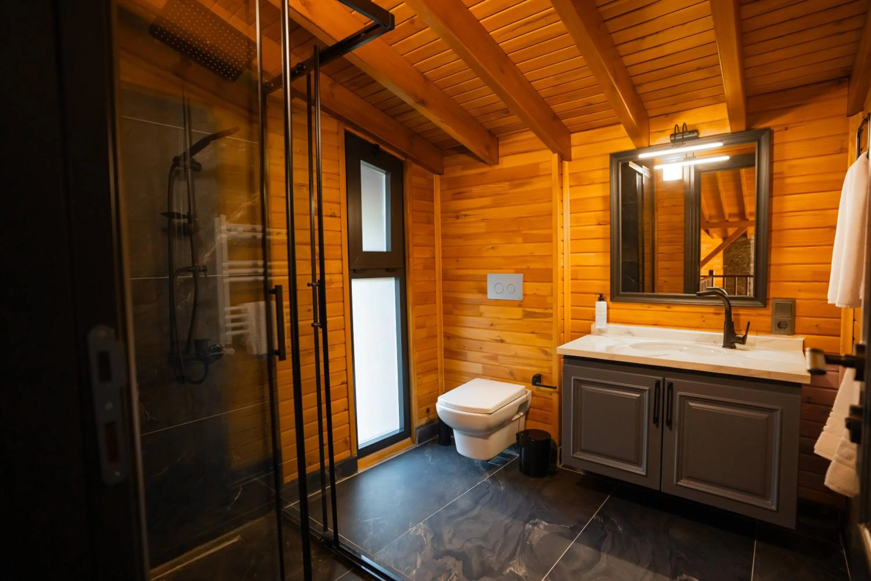 Shower in Mağmat Resort & Bungalows