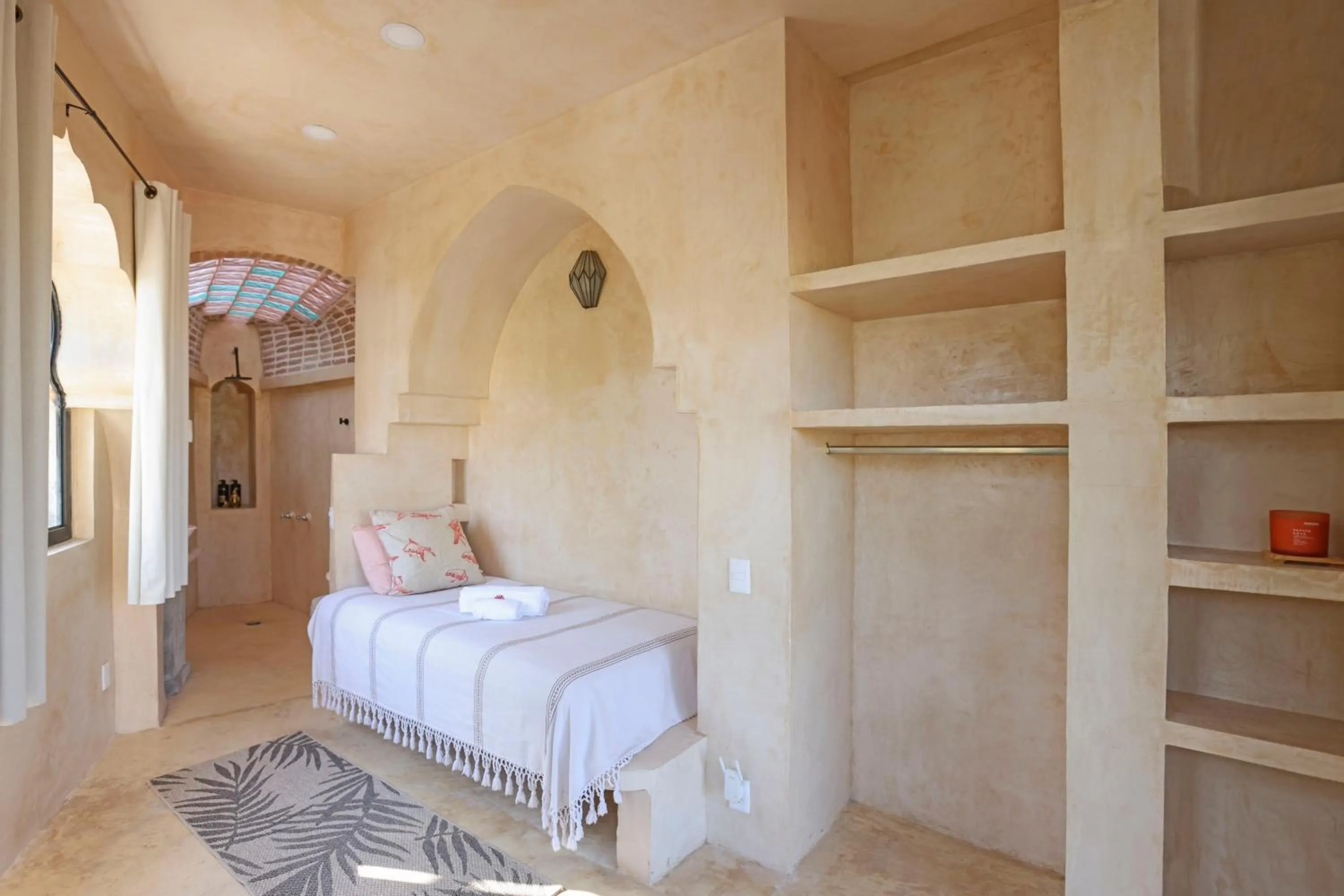 Bed in Nomada Wellness Hotel