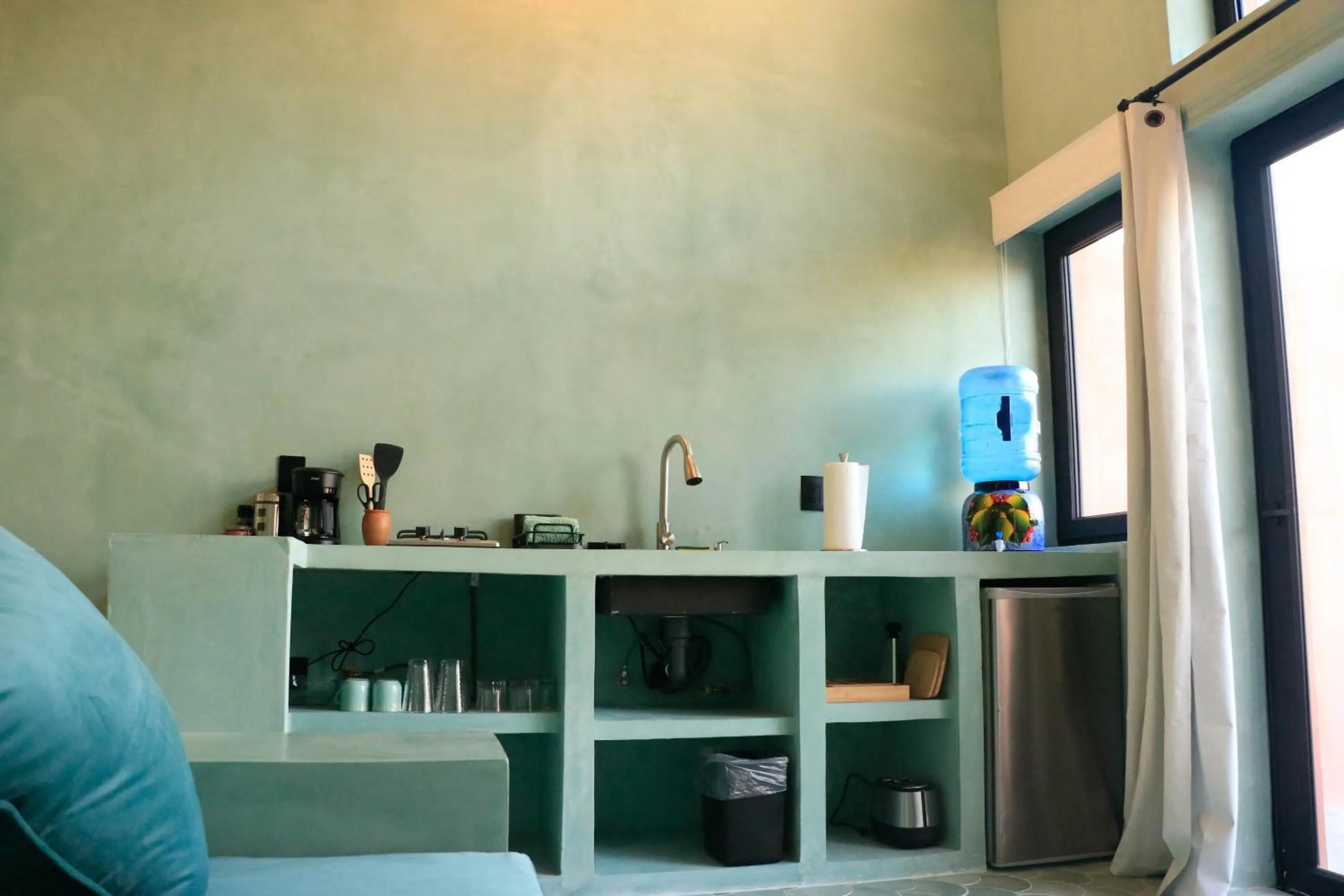 Coffee/tea facilities in Nomada Wellness Hotel