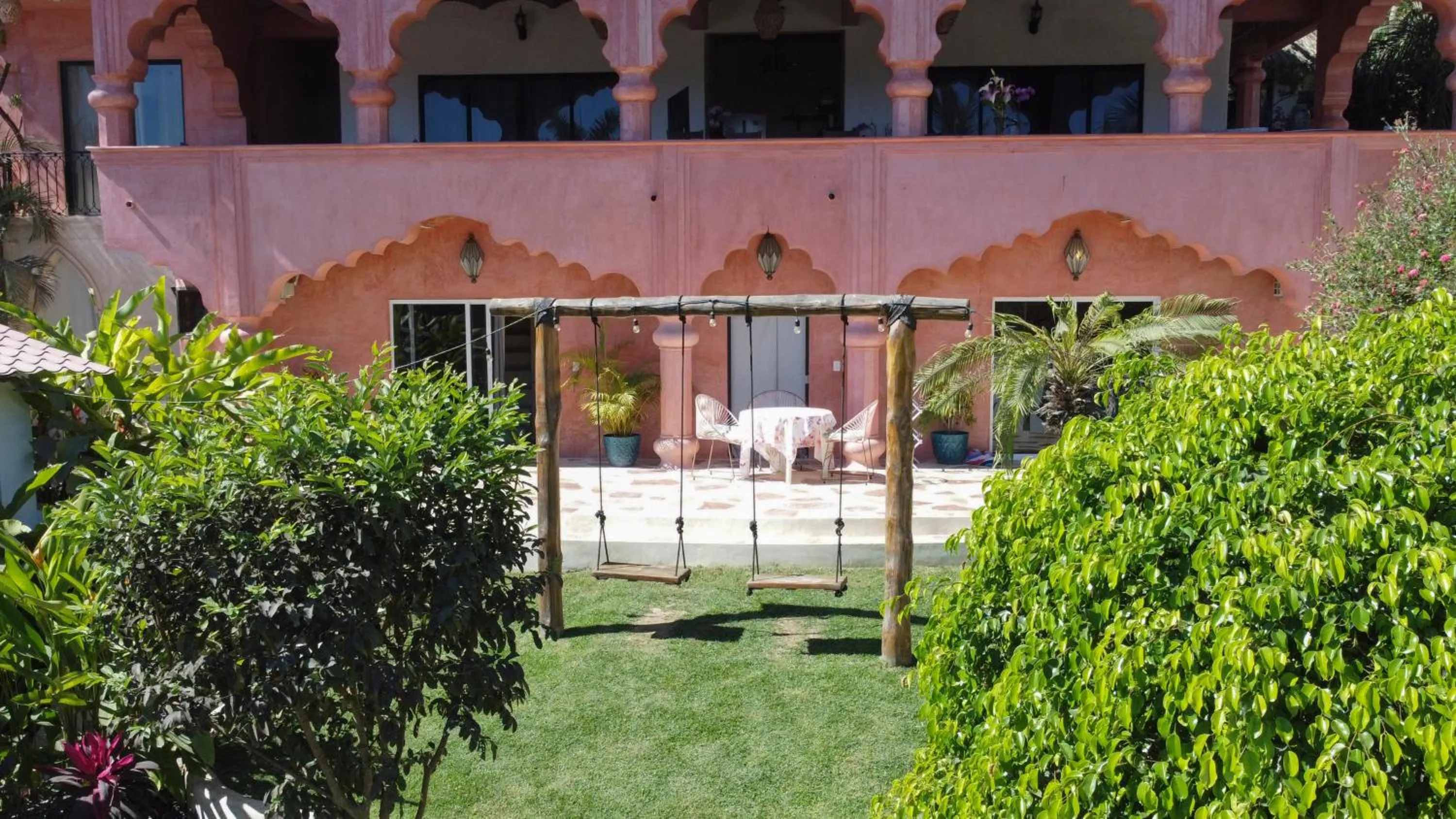 Garden in Nomada Wellness Hotel