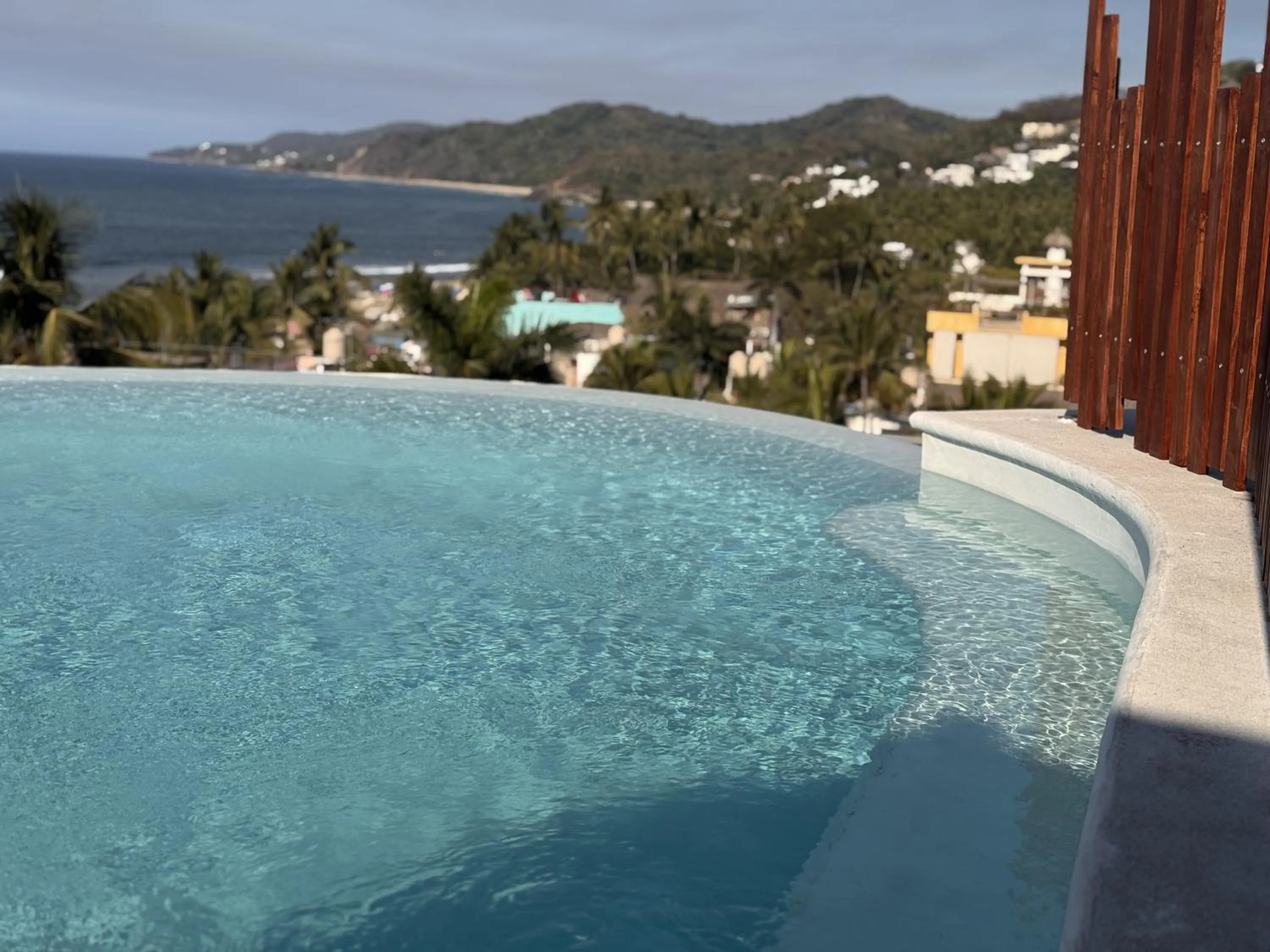 Swimming pool in Nomada Wellness Hotel