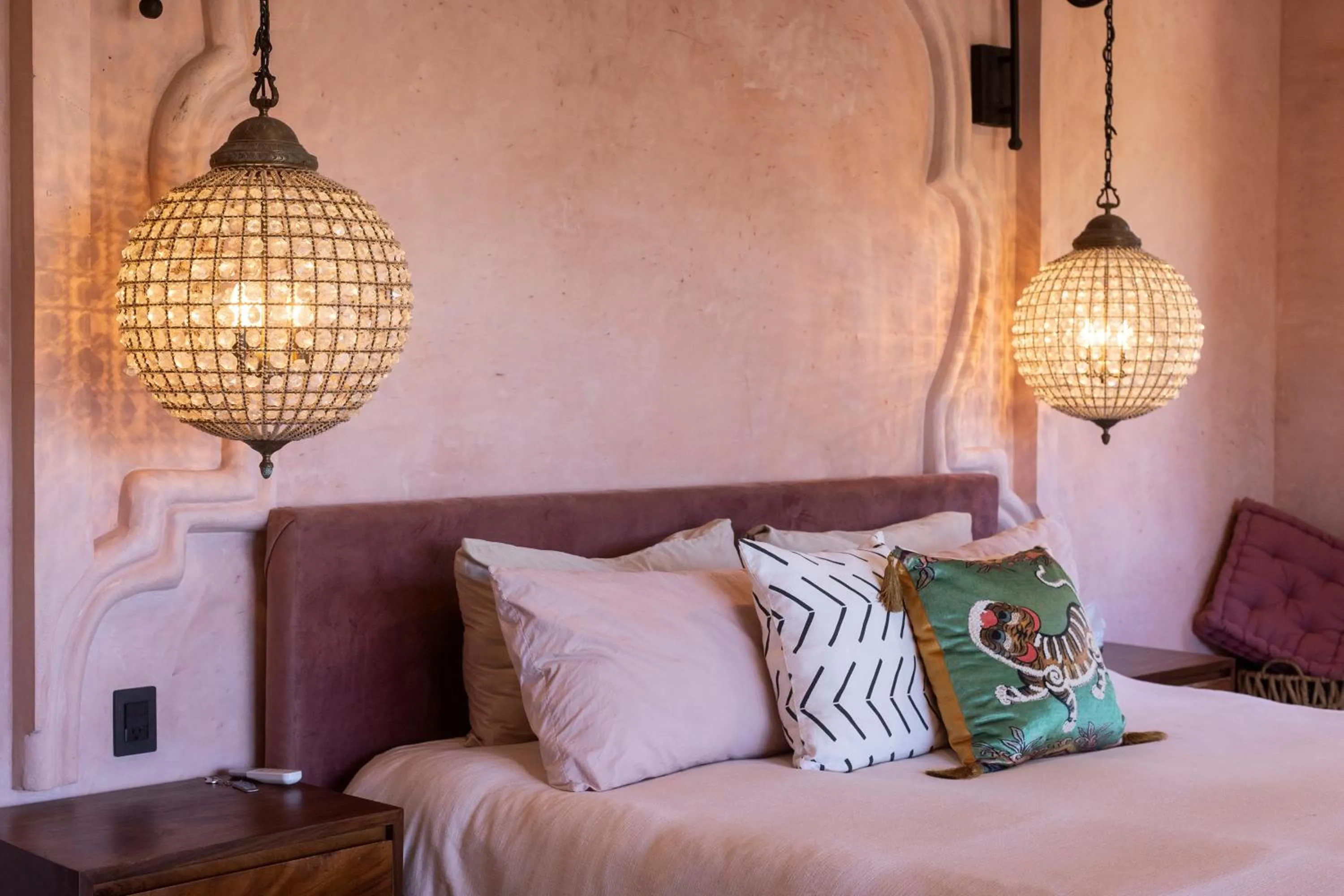 Bed in Nomada Wellness Hotel