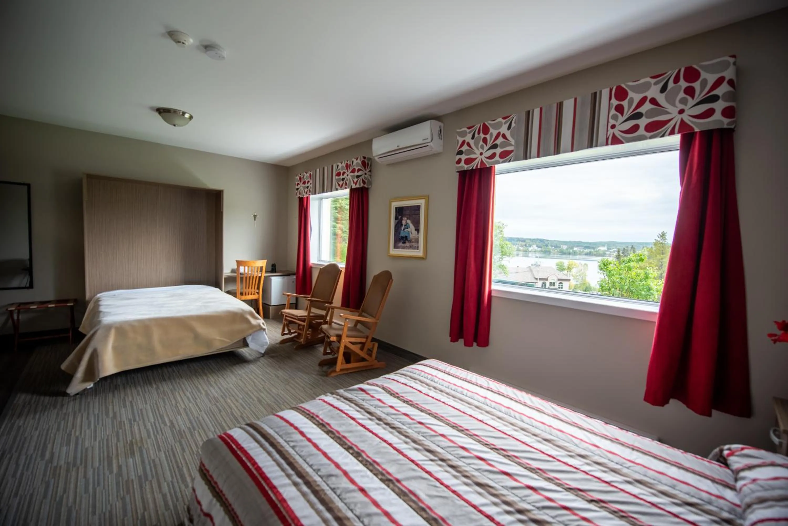 Bedroom, Bed in Ermitage Saint-Antoine