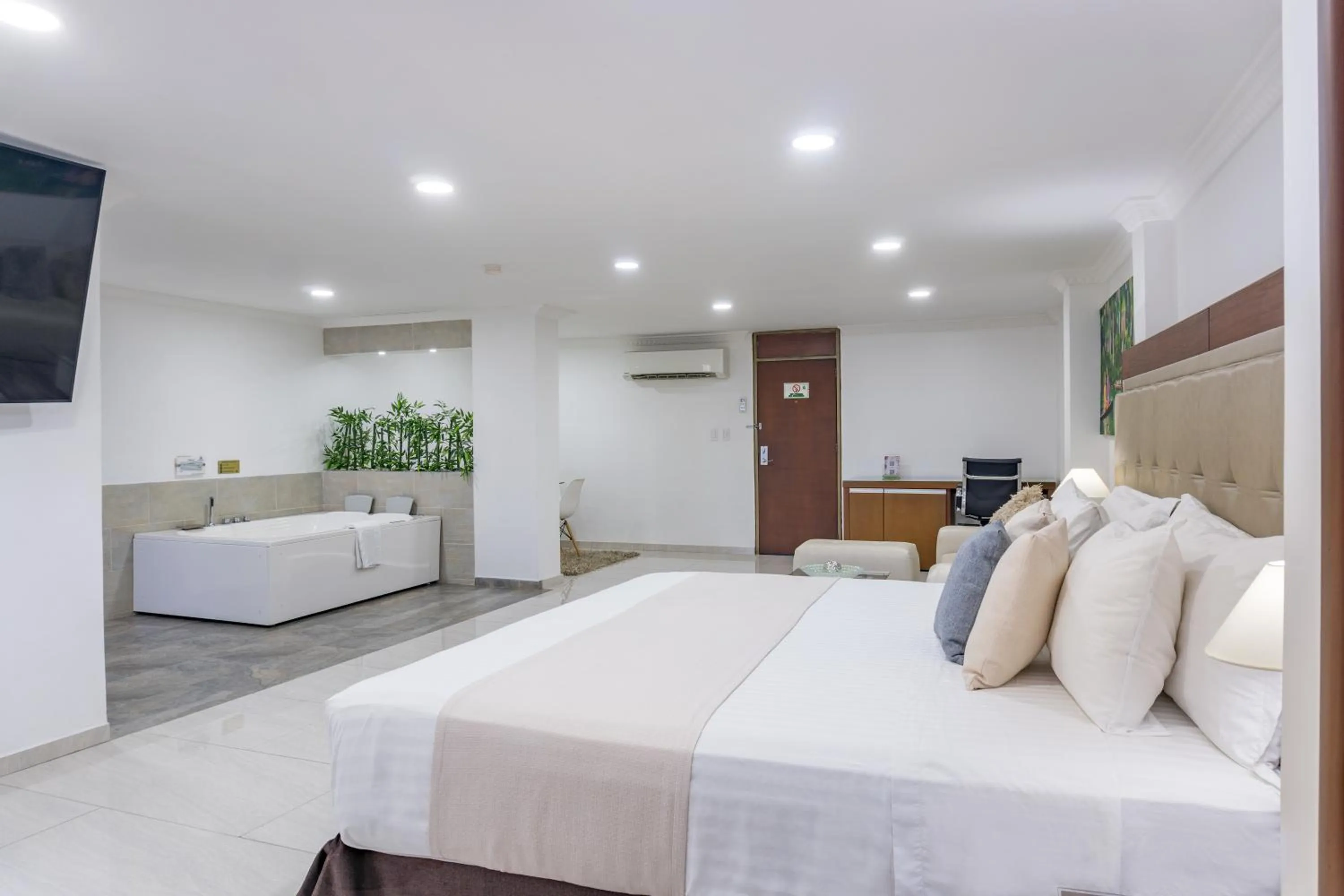 Bed in Hotel Caquetá Real HSC