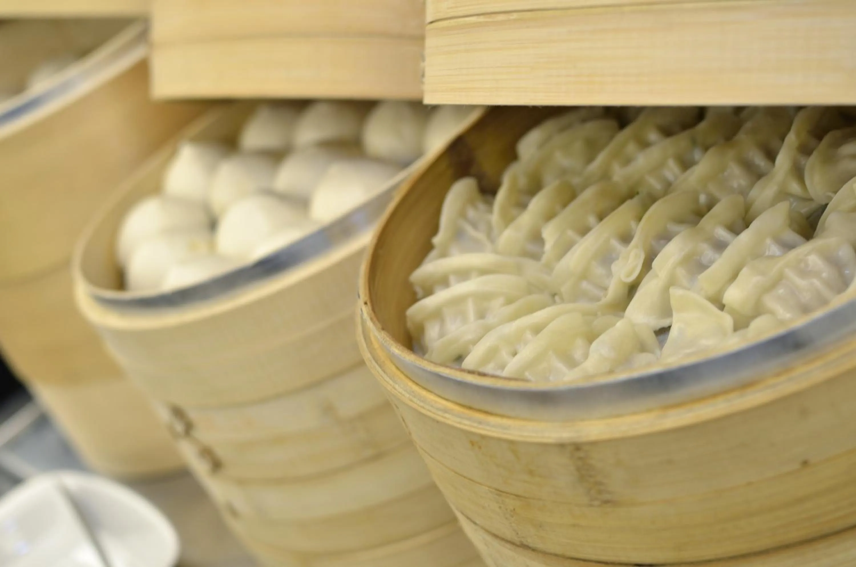 Restaurant/places to eat in King's Paradise Hotel